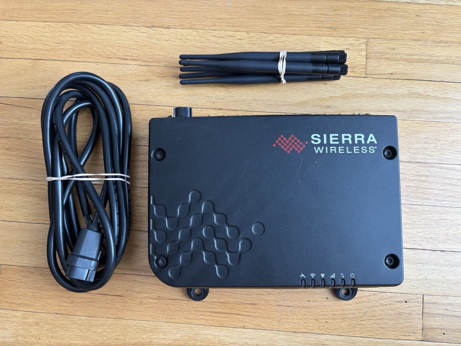 Sierra Wireless MG90 Wireless Ruggedized Router NA and EMEA, LTE-A (1102695)