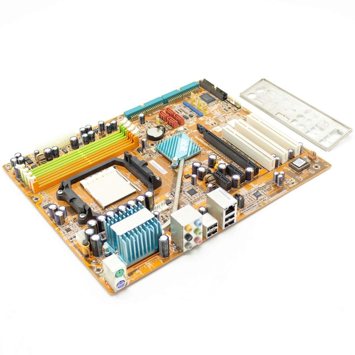 Abit Kn9 ATX Motherboard Socket AM2 4 X DDR2 RAM Slots No GPU IDE