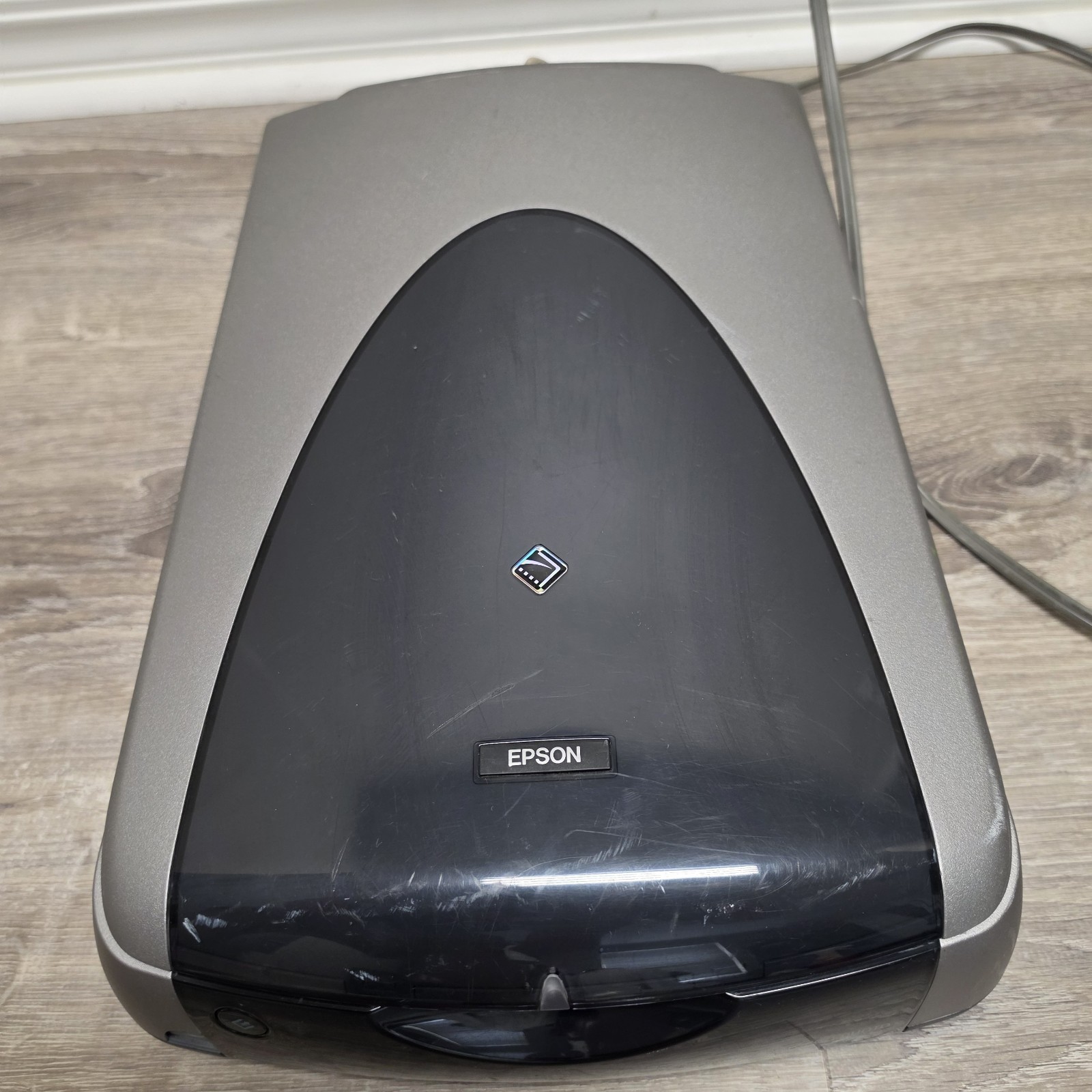 Epson Perfection 3200 Pro Photo Flatbed Film Scanner G860B Powers On Tested