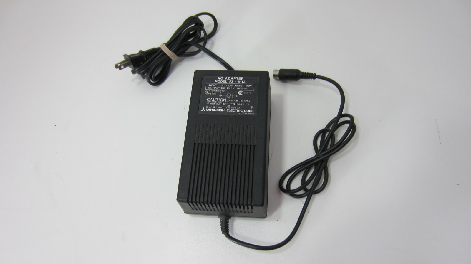 Mitsubishi FZ-811A AC Power Adapter Charger 30W 13.5V 800mA for Phonebag