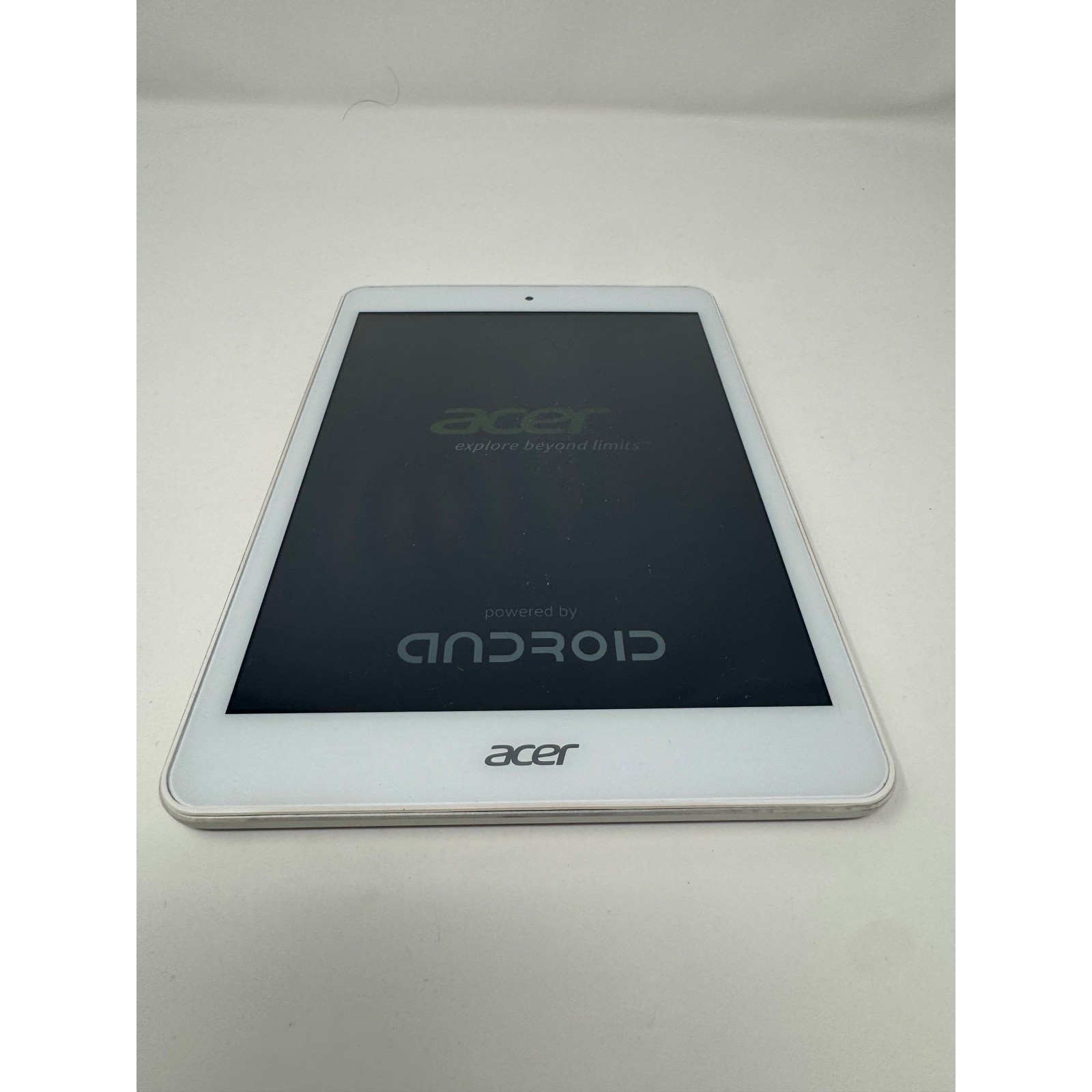 Acer Iconia A1-830 Tablet Silver White Android WiFi A1311 2014 Power On