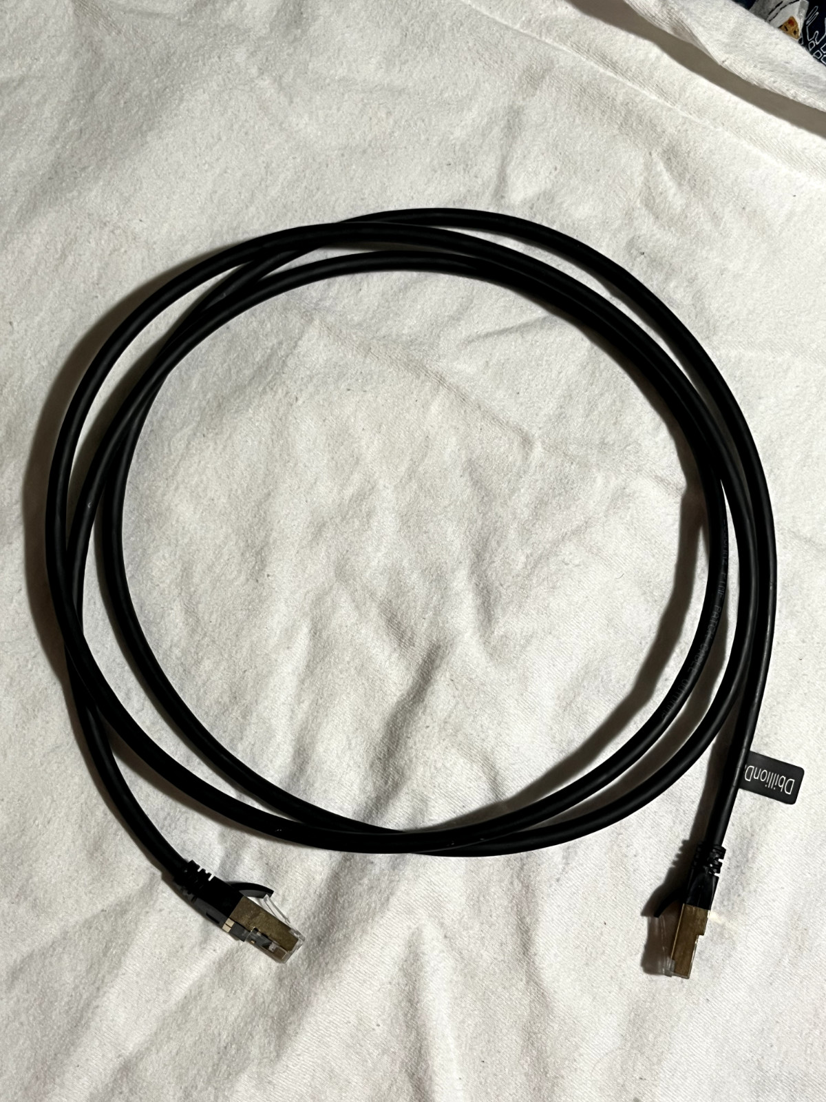 Dbillion Cat 8 Ethernet Cable 4 Gbps 2000 Mhz 6FT. Barely Used.