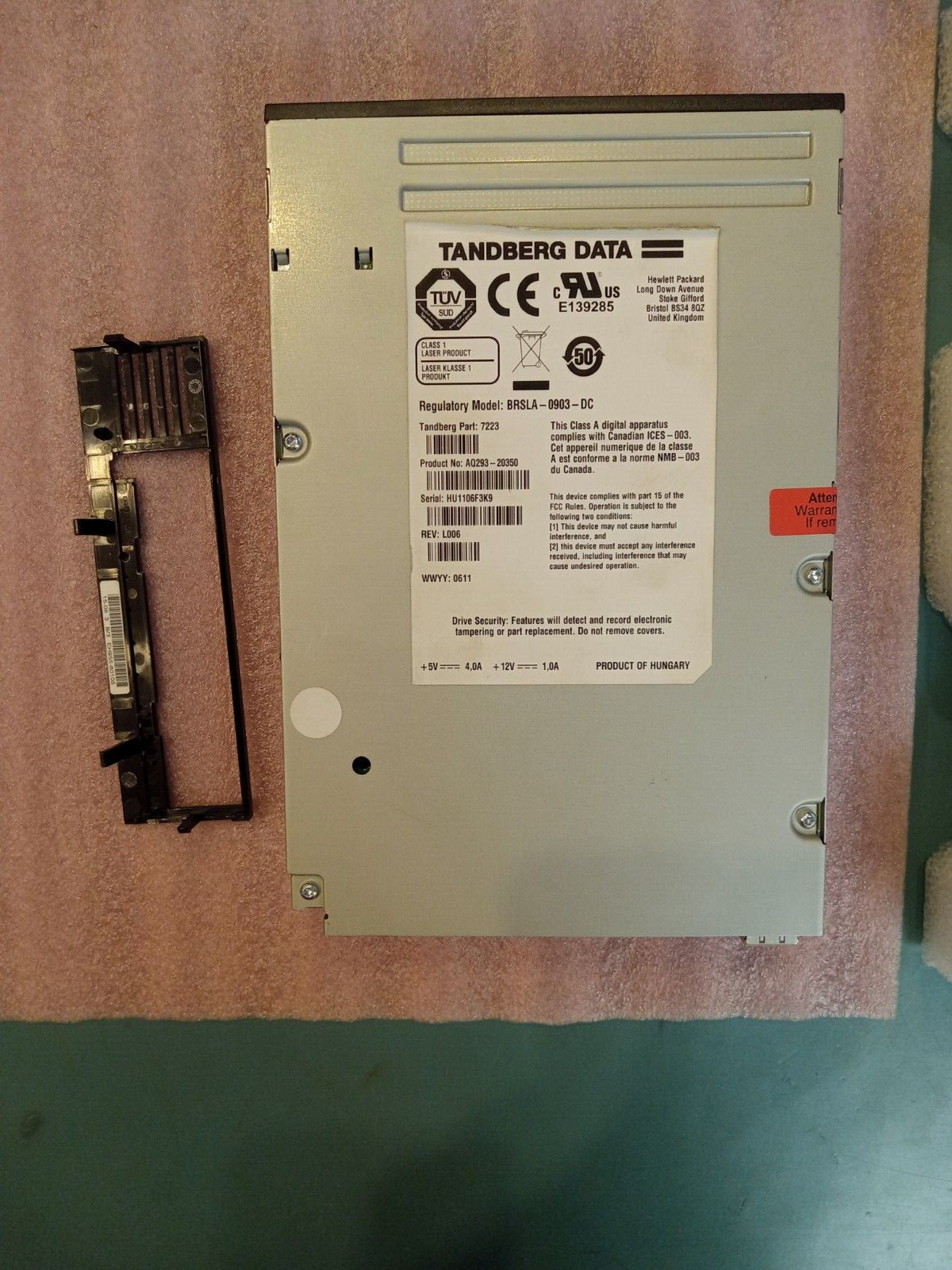 Tandberg HP LTO5 HH FC TAPE DRIVE 7223 AQ293-20350