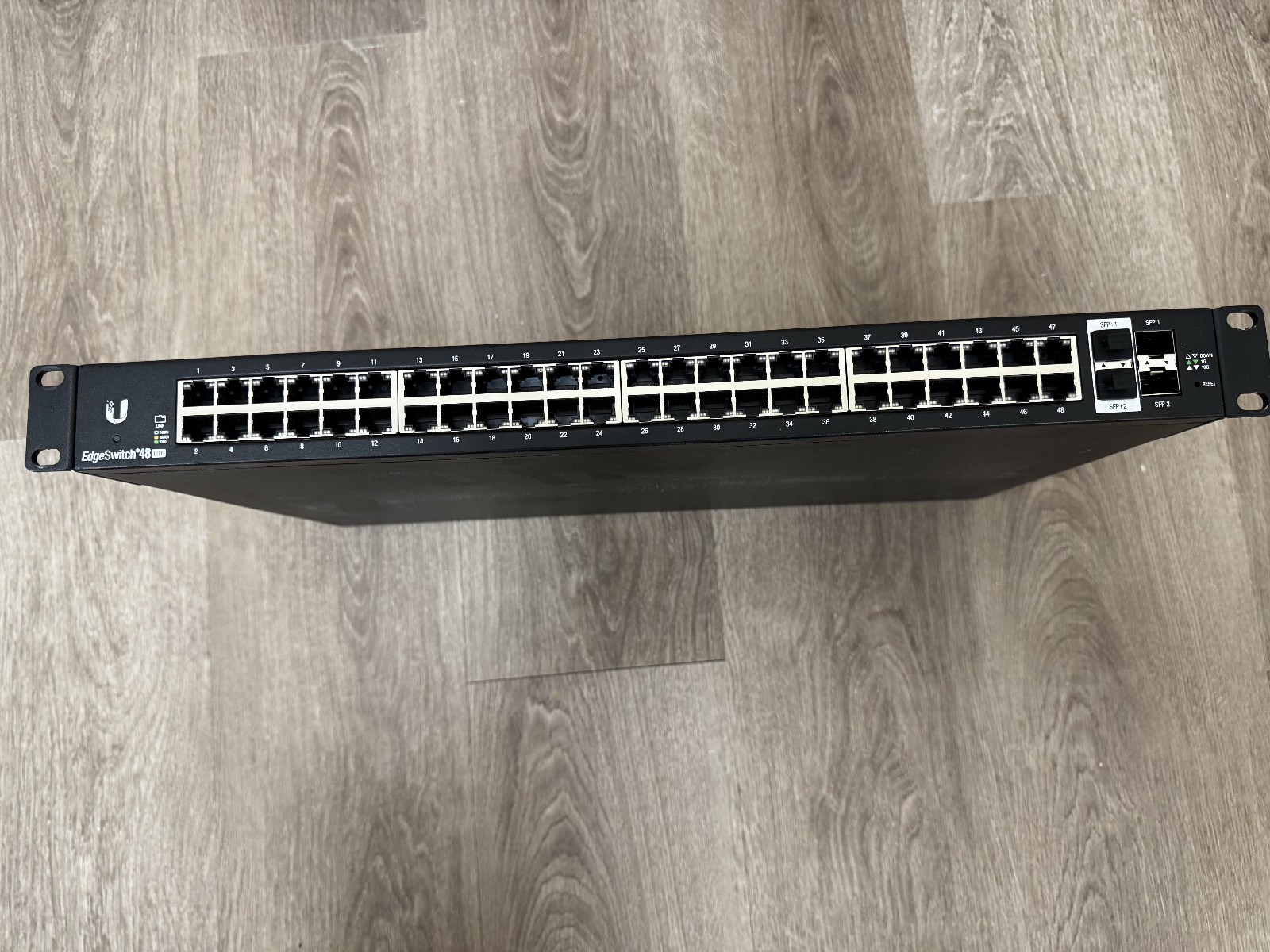 ES-48-LIte - Ubiquiti Networks EdgeSwitch