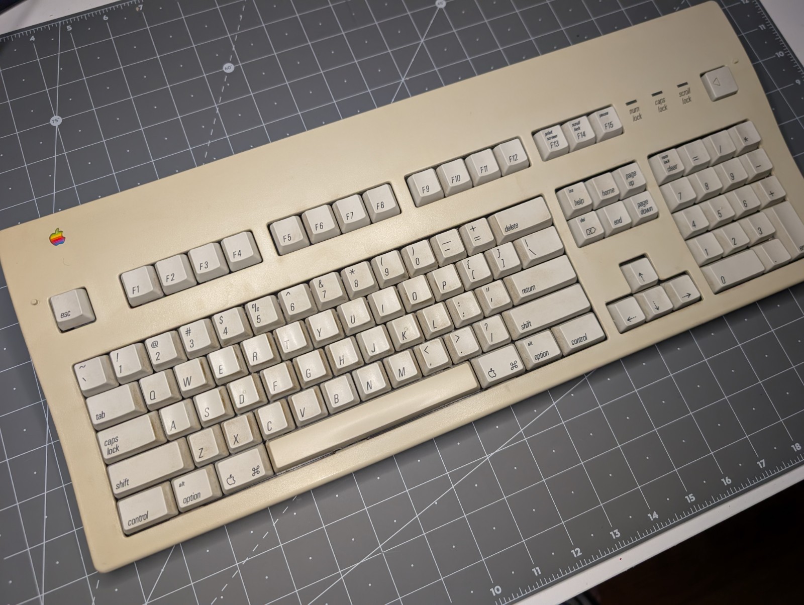 VNTG 1989 APPLE Extended Keyboard II M3501 JAPAN (UNTESTED)