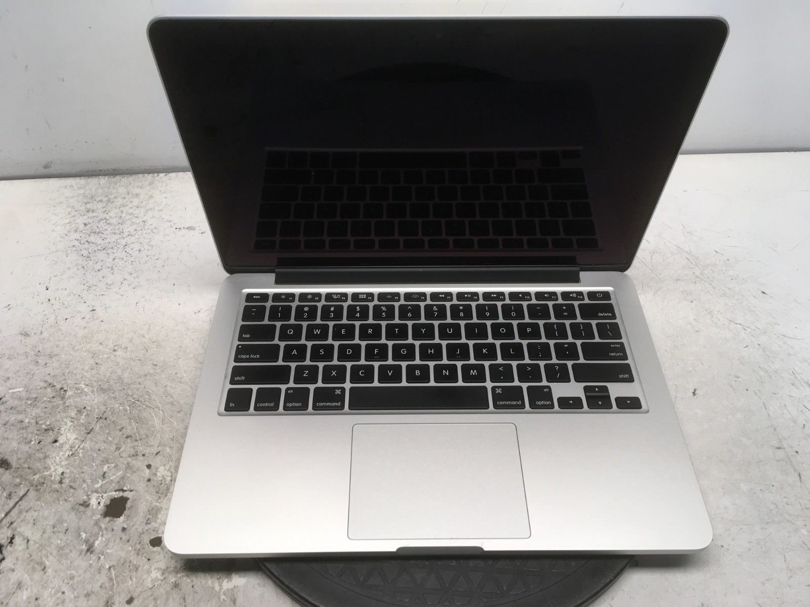 Apple MacBook Pro A1502 Intel Core i5-5257U 2.7GHz NO HDD No Batt