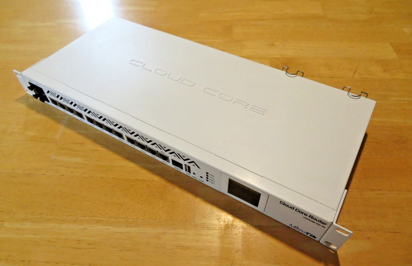 MicroTik Cloud Core Router CCR-1036-12G-4S-EM (S# B4CC0A881C6C/910/r2)  +2 cords