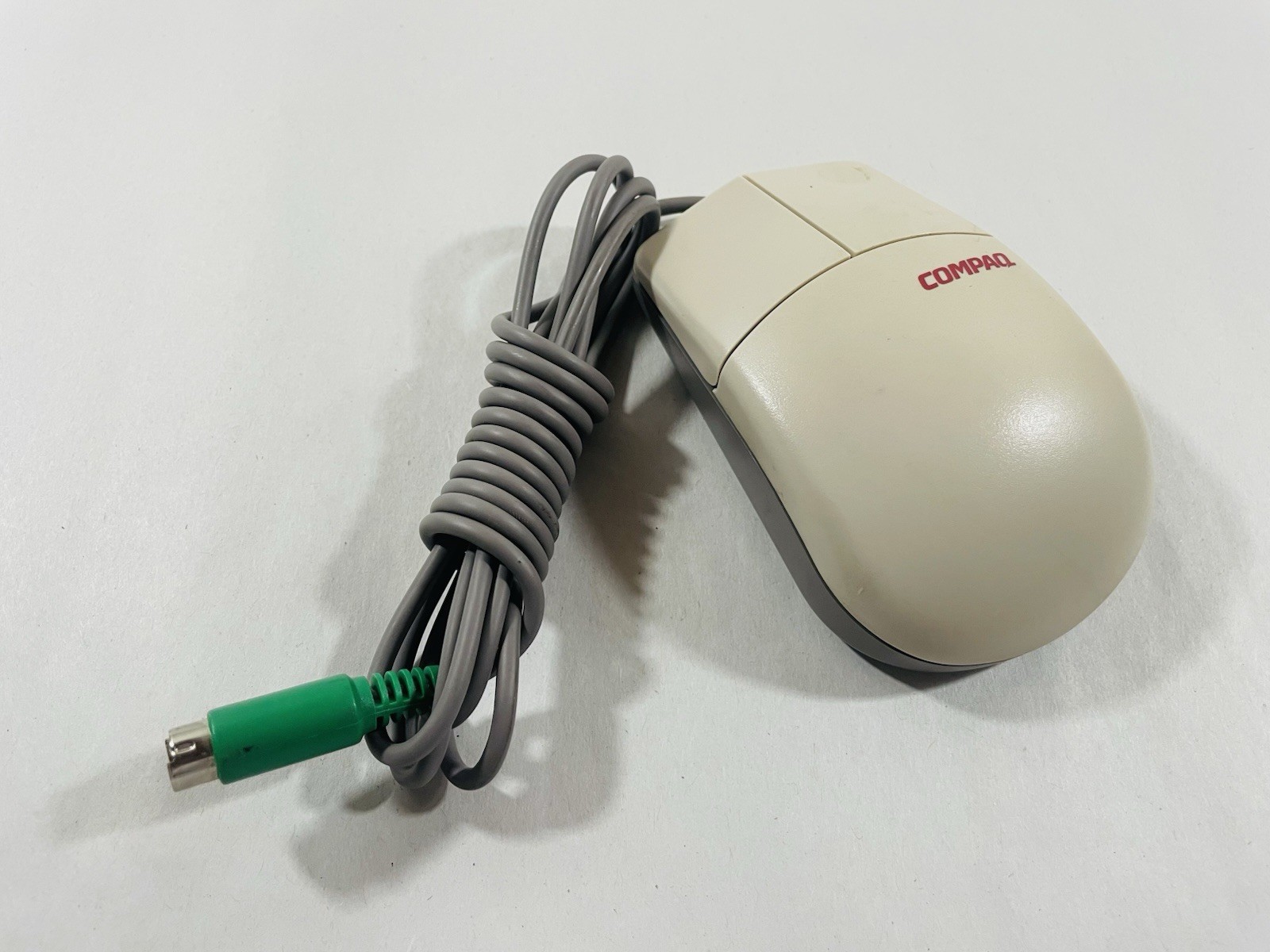 Vintage Compaq Mechanical Ball Mouse MUS9J  PS/2 2 Button