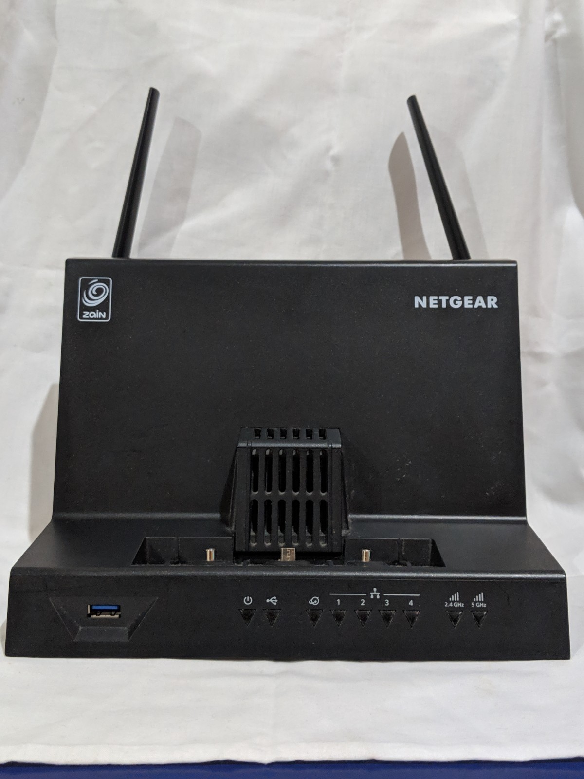 NETGEAR AirCard 4G LTE Smart Cradle DC112A for AC810S/790S/785S/782S Router