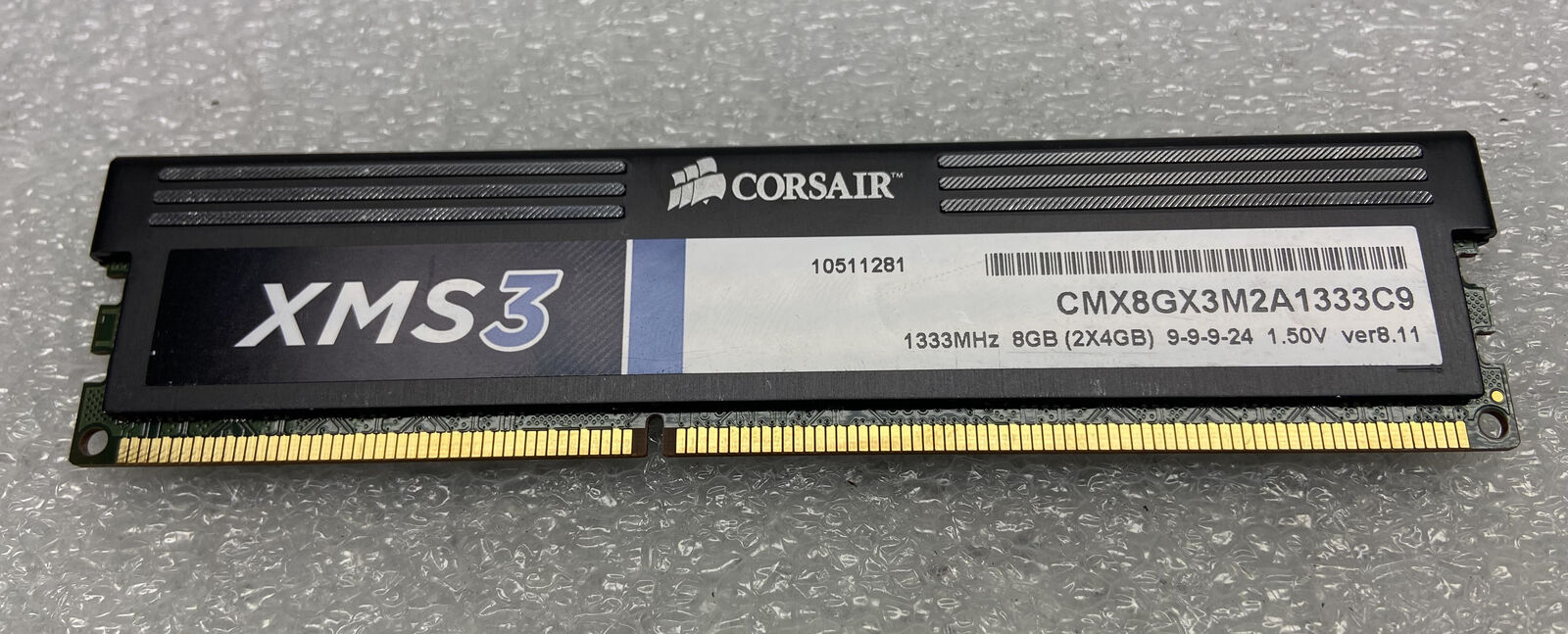 Lot of 6 CORSAIR XMS3 RAM DIMM 4GB 2Rx4 PC3-10600 CL9 non-ECC CMX8GX3M2A1333C9