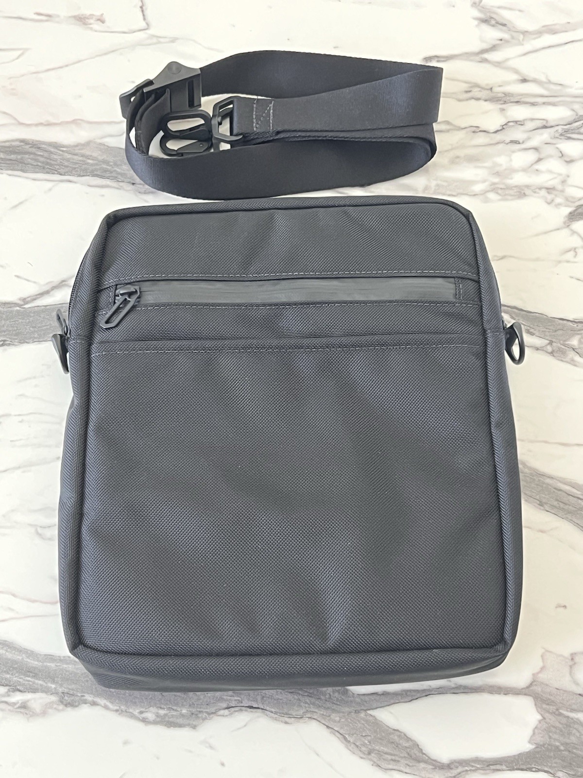 Waterfield Designs Essential Crossbody Tall, Compatible 13/14" MacBook BLACK