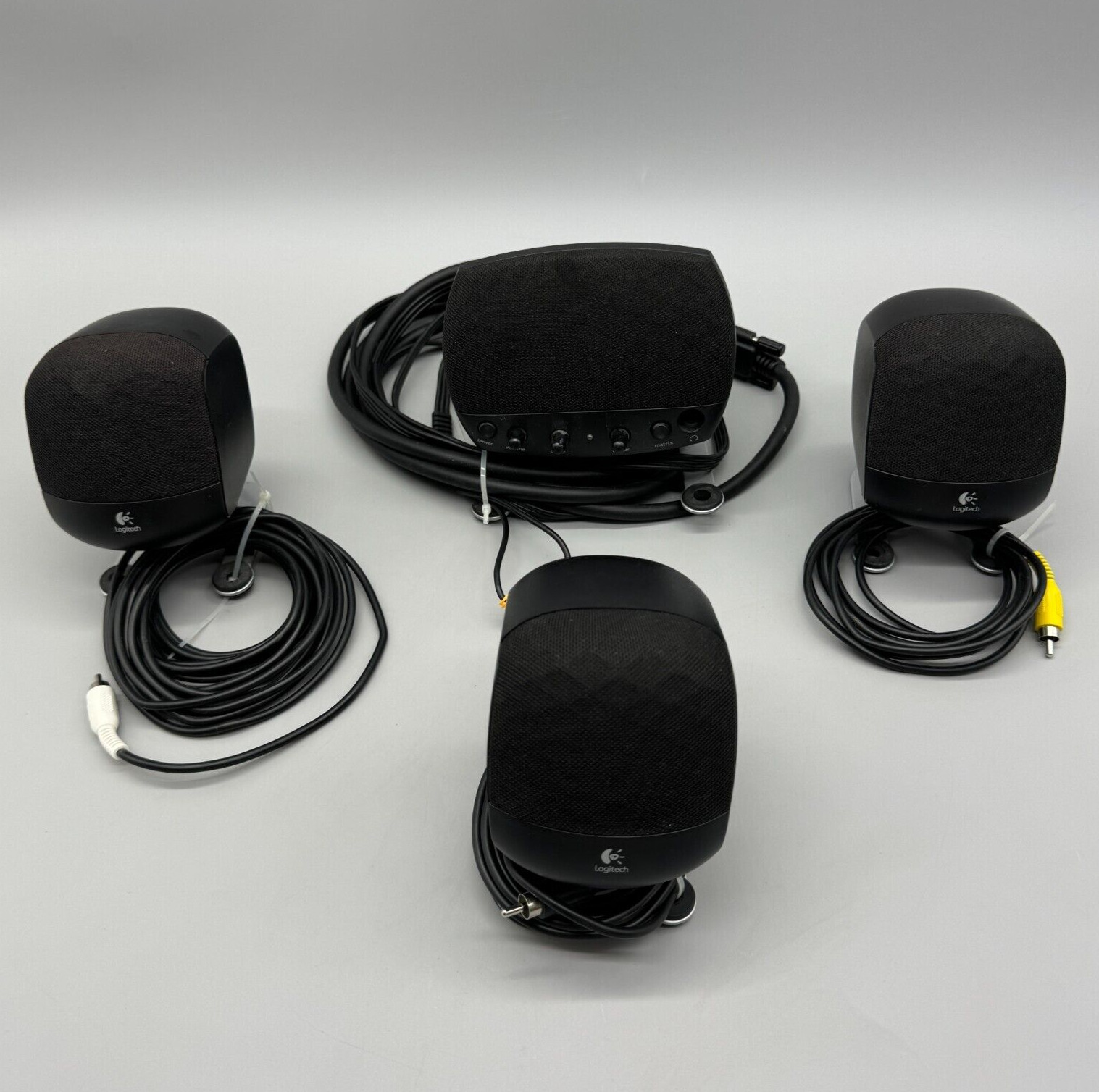 Logitech Z-640 Channel Volume Center Controller Pod Speaker With 3 Speakers