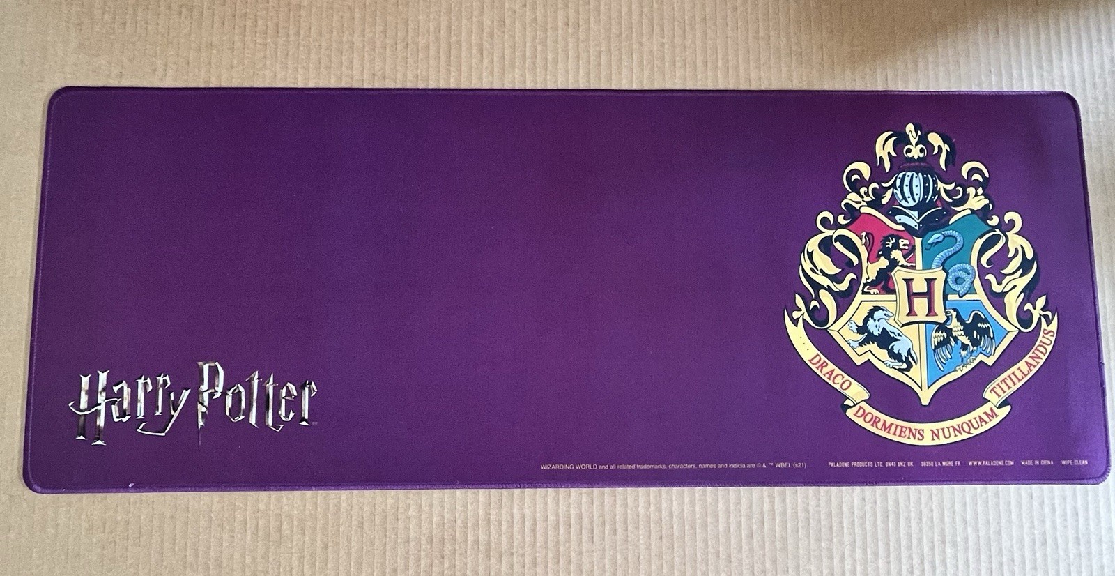 Wizarding World Harry Potter HOGWARTS CREST Large 11x31 Desk Mat