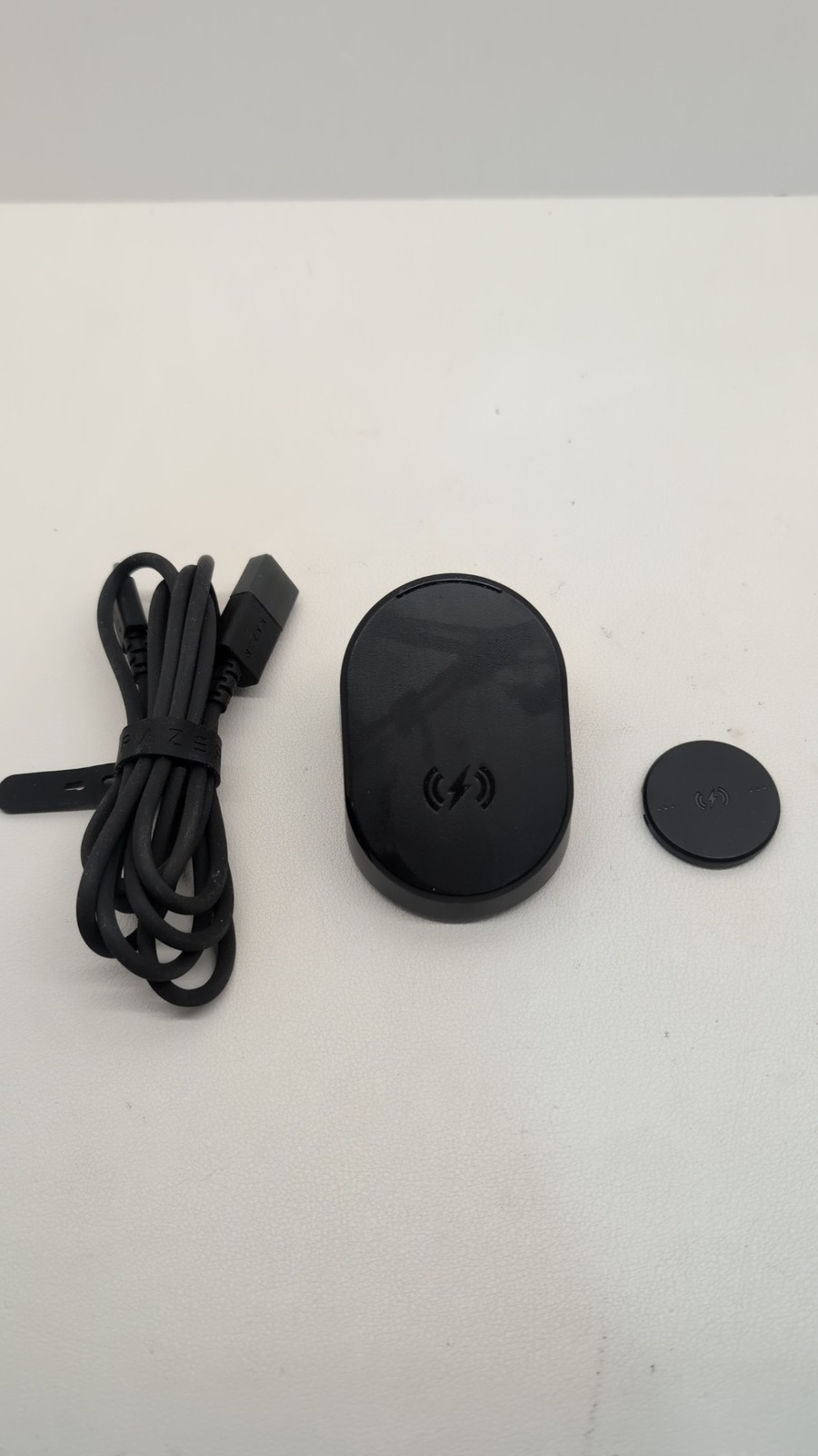Razer Mouse Dock Pro Wireless Charging Dock RC21-01990100 with Puck