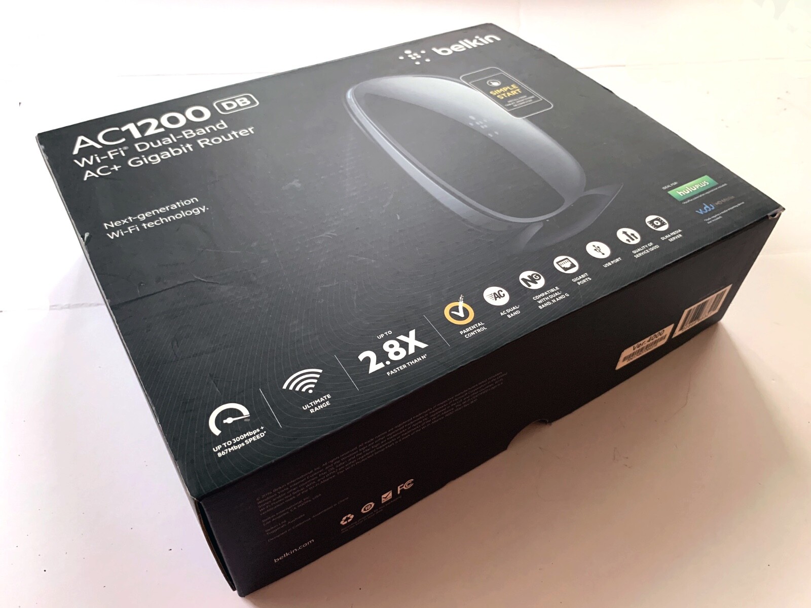 Belkin AC 1200 DB Wi Fi Dual Band AC+ Gigabit Router Smartphone Compatible Used