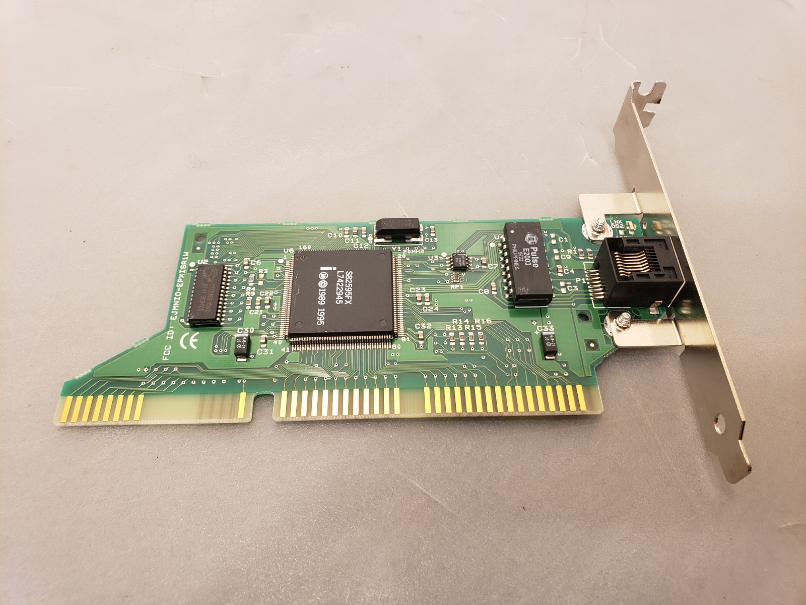 Vintage Intel EtherExpress PRO/10 16bit RJ45 ISA LAN Network Adapter Card