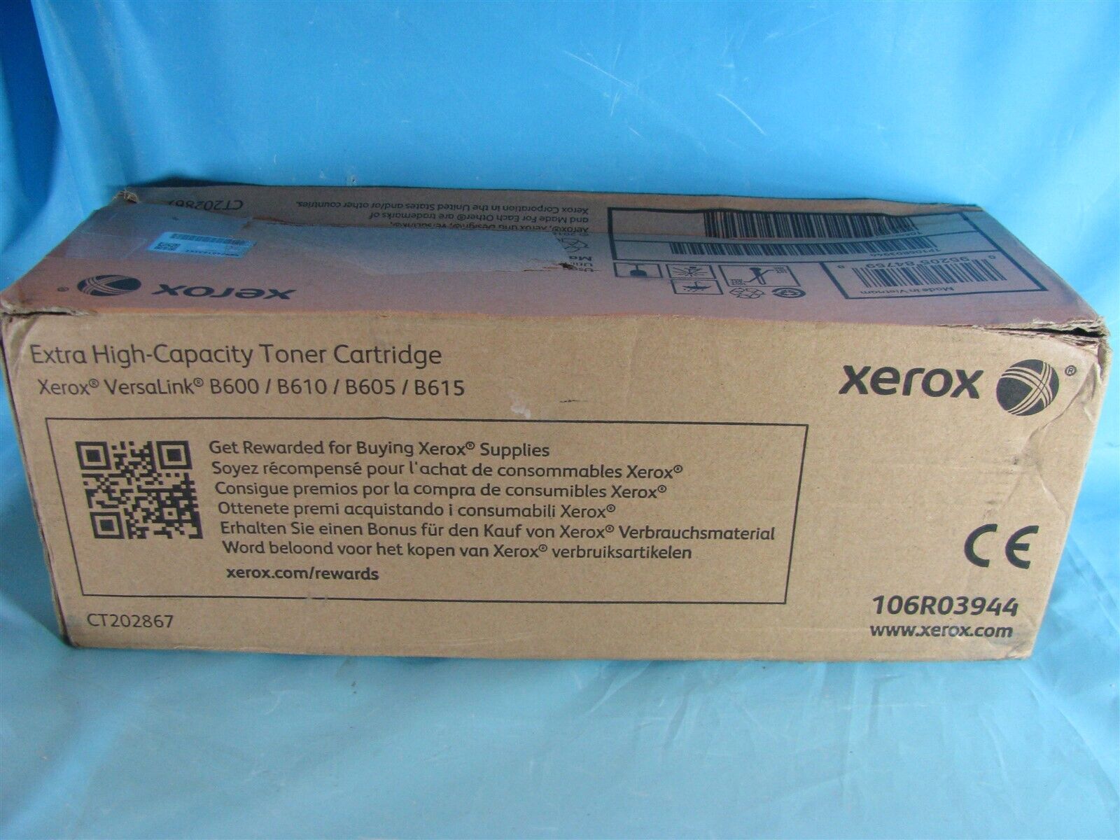 Xerox Original Toner Cartridge - Black (106R03944) OPEN BOX - 