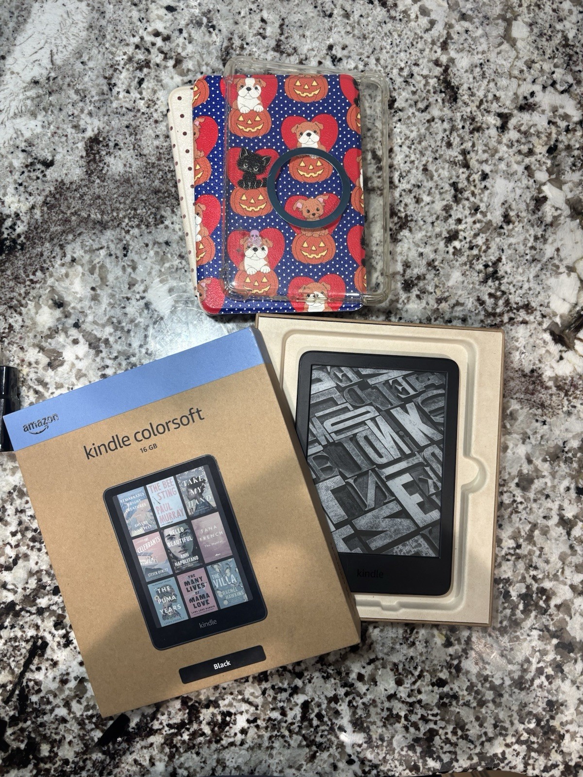 Black Kindle Basic 16gb (2024) Bundle