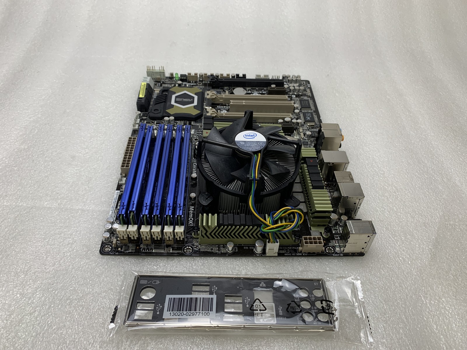 ASUS Sabertooth X58 ATX Motherboard Core i7-960 3.2GHz 12GB RAM