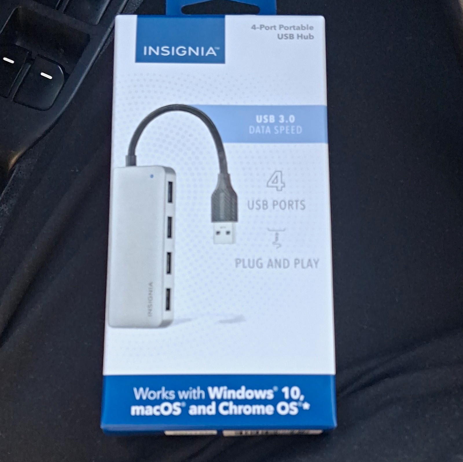 Insignia 4-Port USB 3.0 Hub/Splitter Box 1:4 Portable Plug and Play