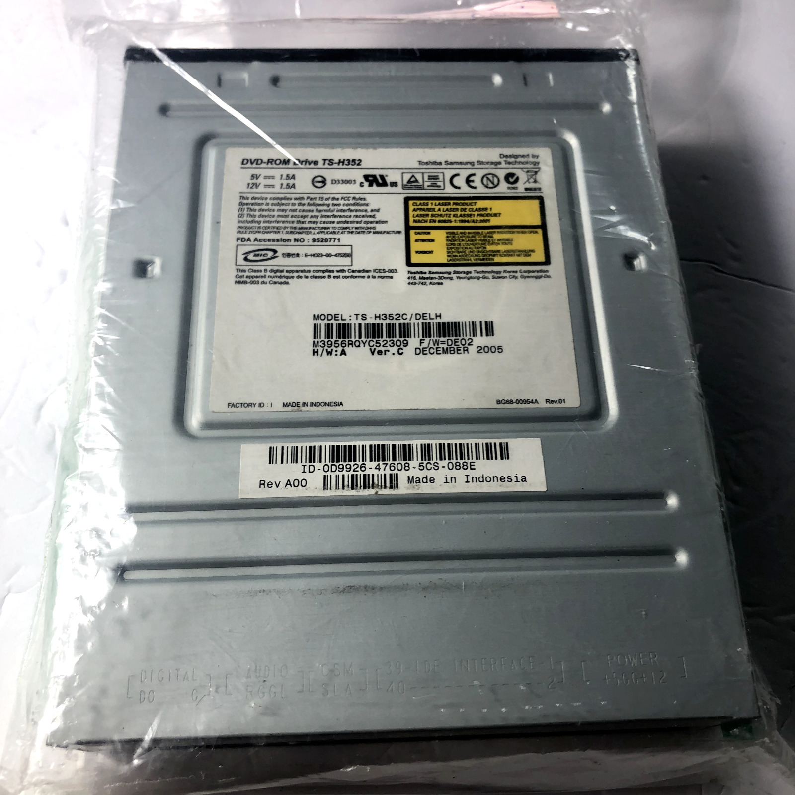 Toshiba Samsung Storage DVD Rom Drive, TS-H352, untested.