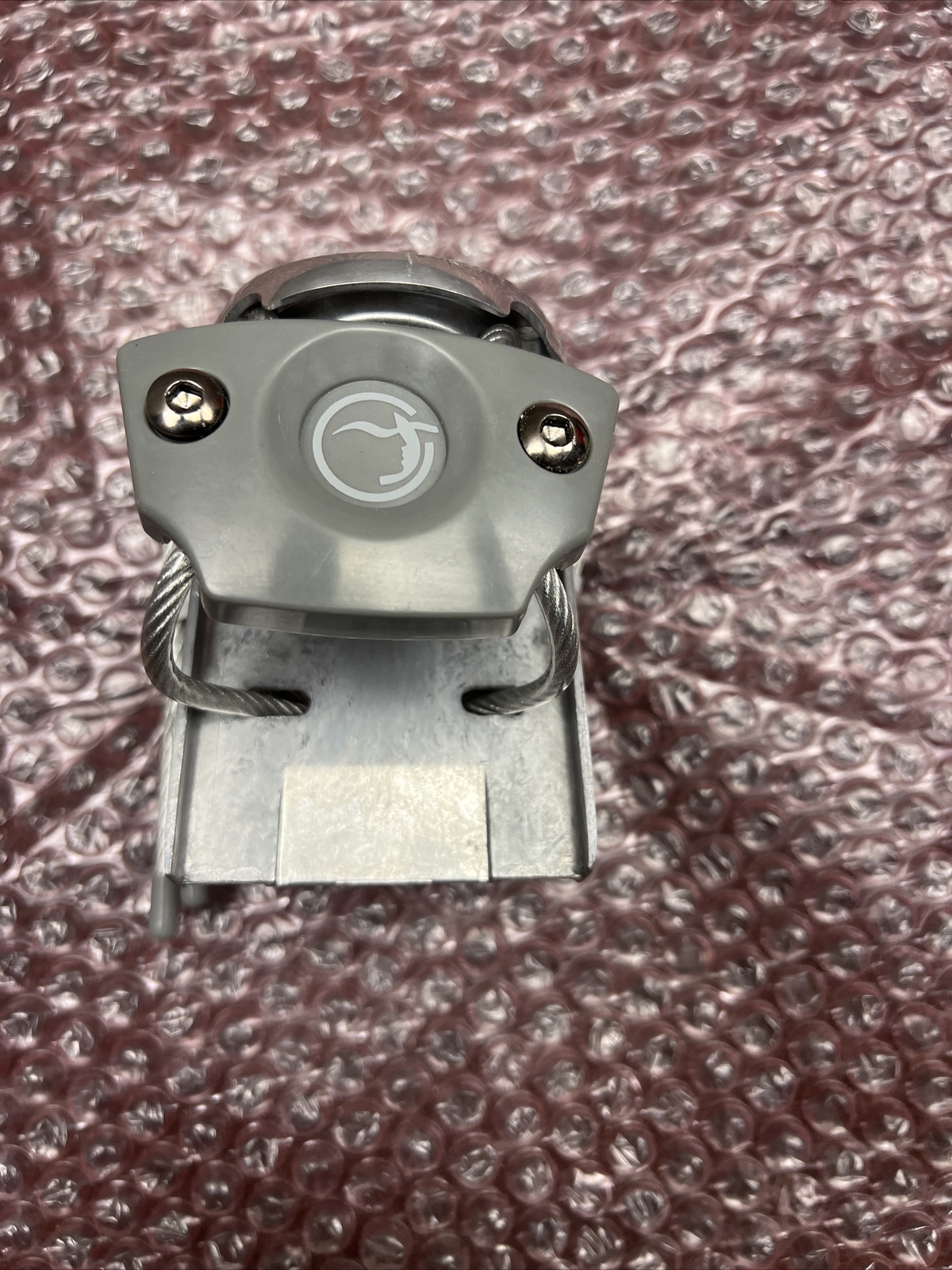 NOS Ergotron 650-103-003-01 Mount Mounting Hardware w/ Steel Cable