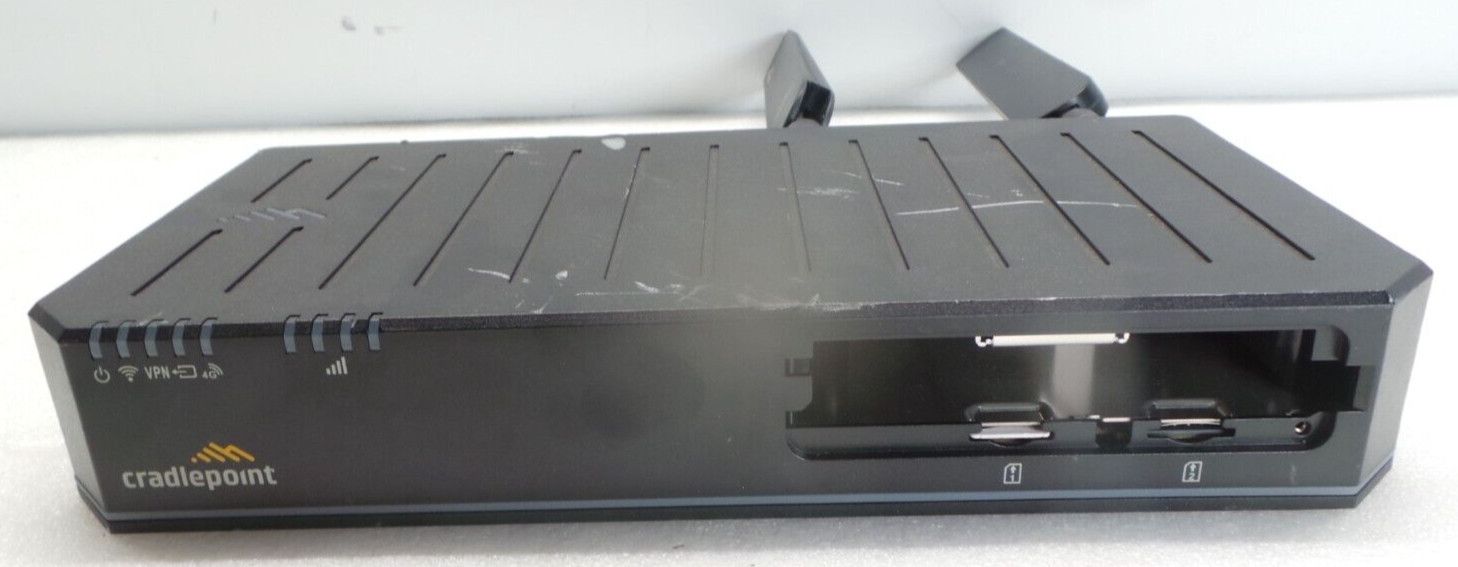 Cradlepoint E300 C7C Series Enterprise Router FOR PARTS