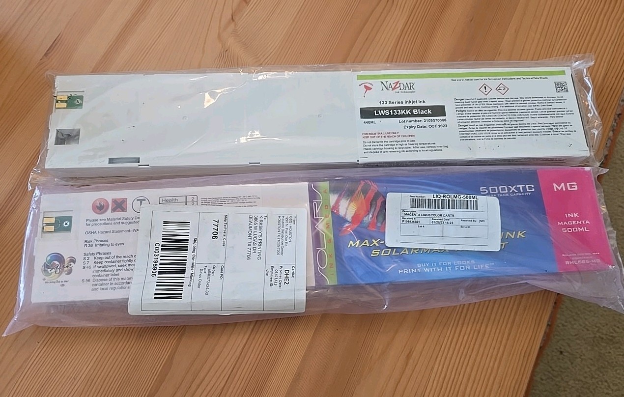 Black AND Magenta UV Ink For ROLAND VERSACAM PRINTER