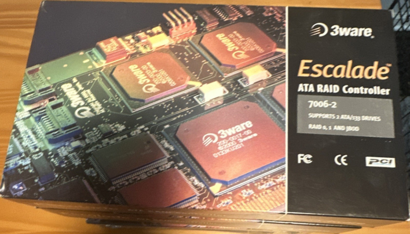 3ware Escalade 7006-2 PCI 2-Port ATA RAID Controller Card RAID 0/1 701-0148-04