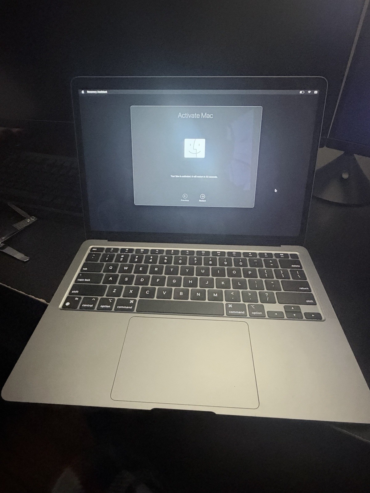 Apple Macbook Air MGN63LL/A 13.3 Inch M1 Octa-Core 8GB RAM 256GB Storage Silver