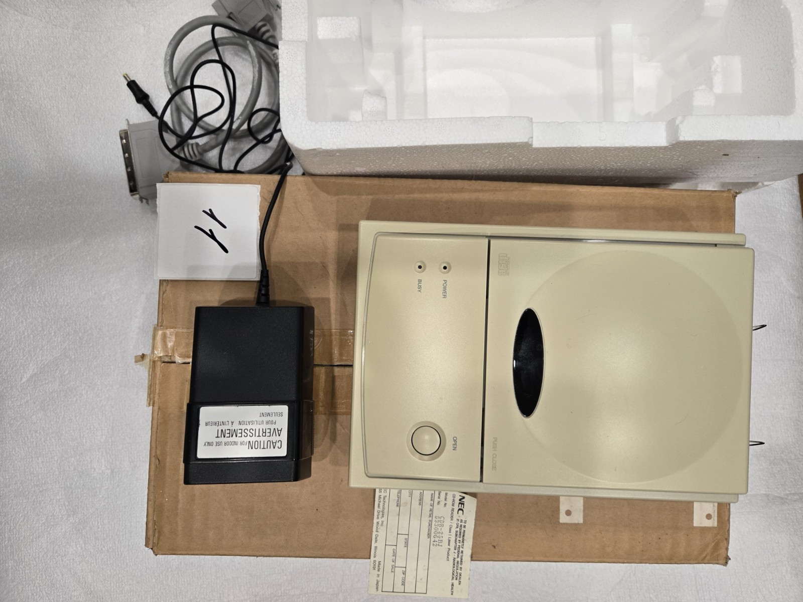 CDR-25BJ NEC EXTERNAL SCSI CDROM + Box + Cable  PARTIALLY TESTED