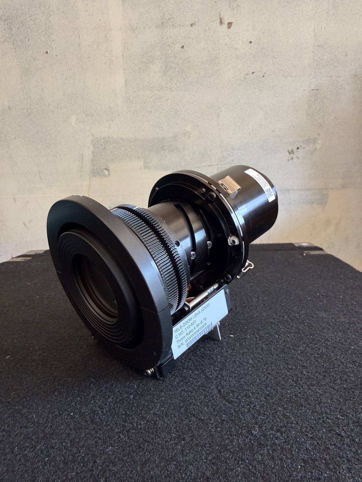 Digital Projection TELE-ZOOM (G500) Lens DP 110-807 HB Highlite (4.34-6.76)