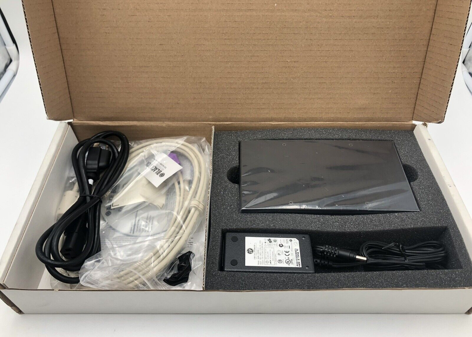 Black Box ACR2004A ServSwitch Wizard IP Remote Manager w/ Adapter & Cables