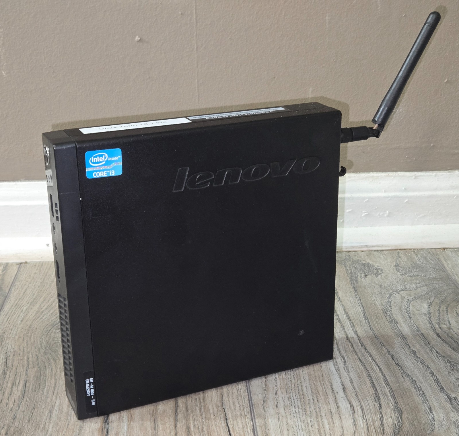 Lenovo ThinkCentre M72e Intel Core i3-3220 8Gb RAM 240 SSD Linux Zorin 18.1 Pro