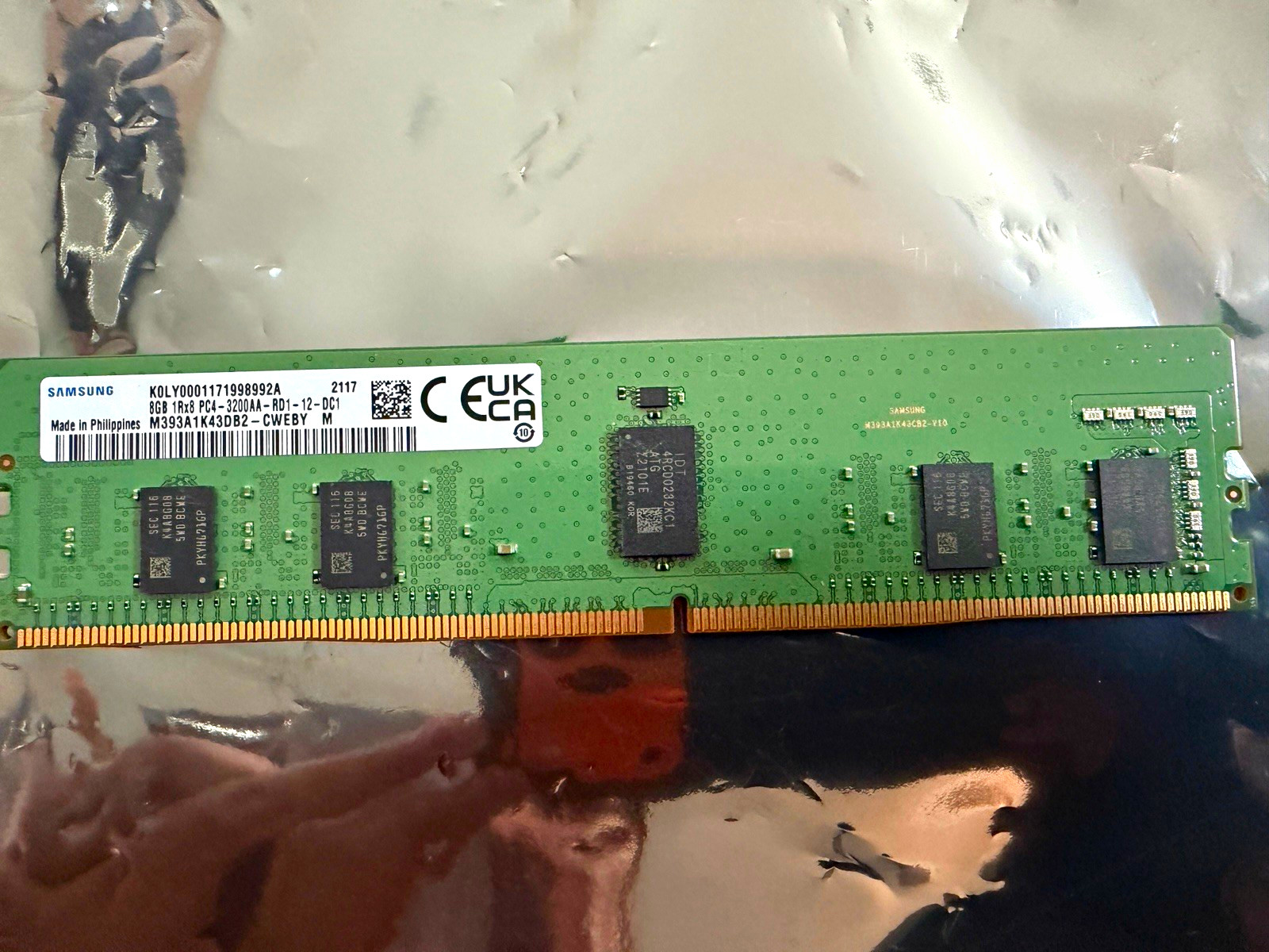Samsung 8GB DDR4-3200 ECC RDIMM Server RAM M393A1K43DB2-CWEBY PC4-3200