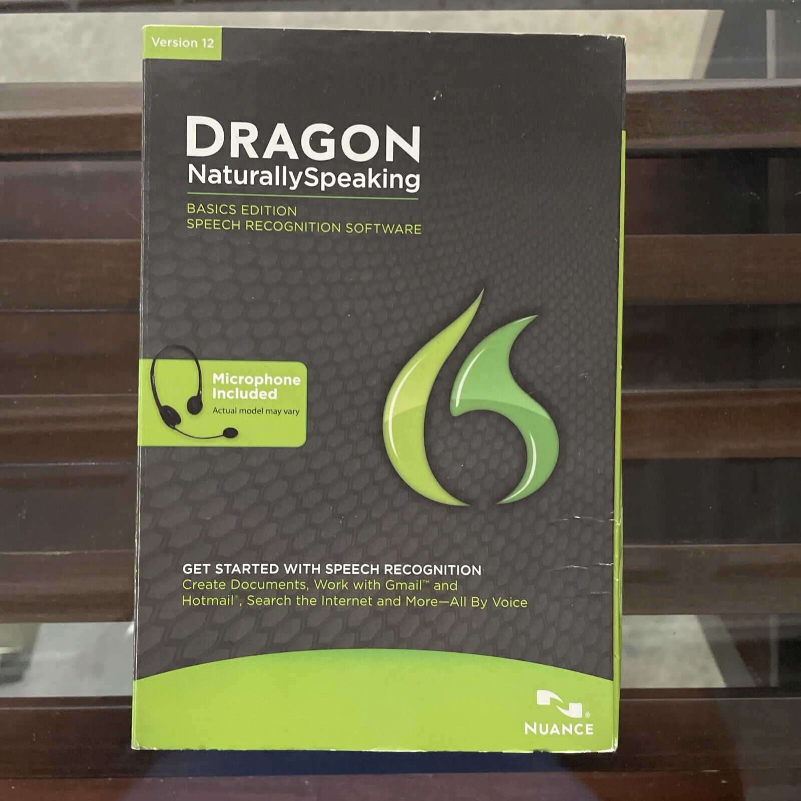 Nuance Dragon NaturallySpeaking 12 Basics (Retail) (1 User/s)