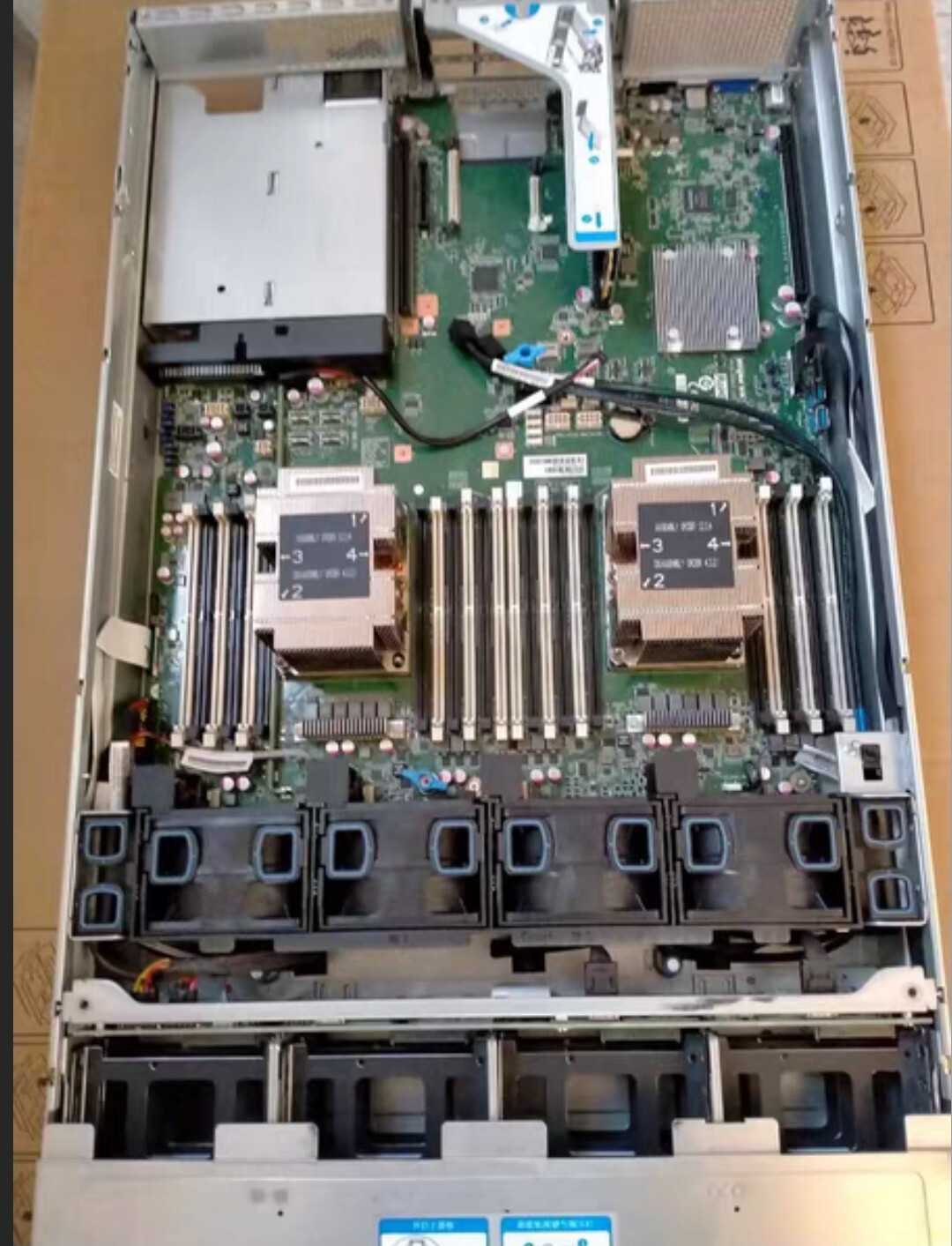 Inspur NF5280 M5 Server 12X3.5"/2X Intel Xeon Gold 6138 20Core server-