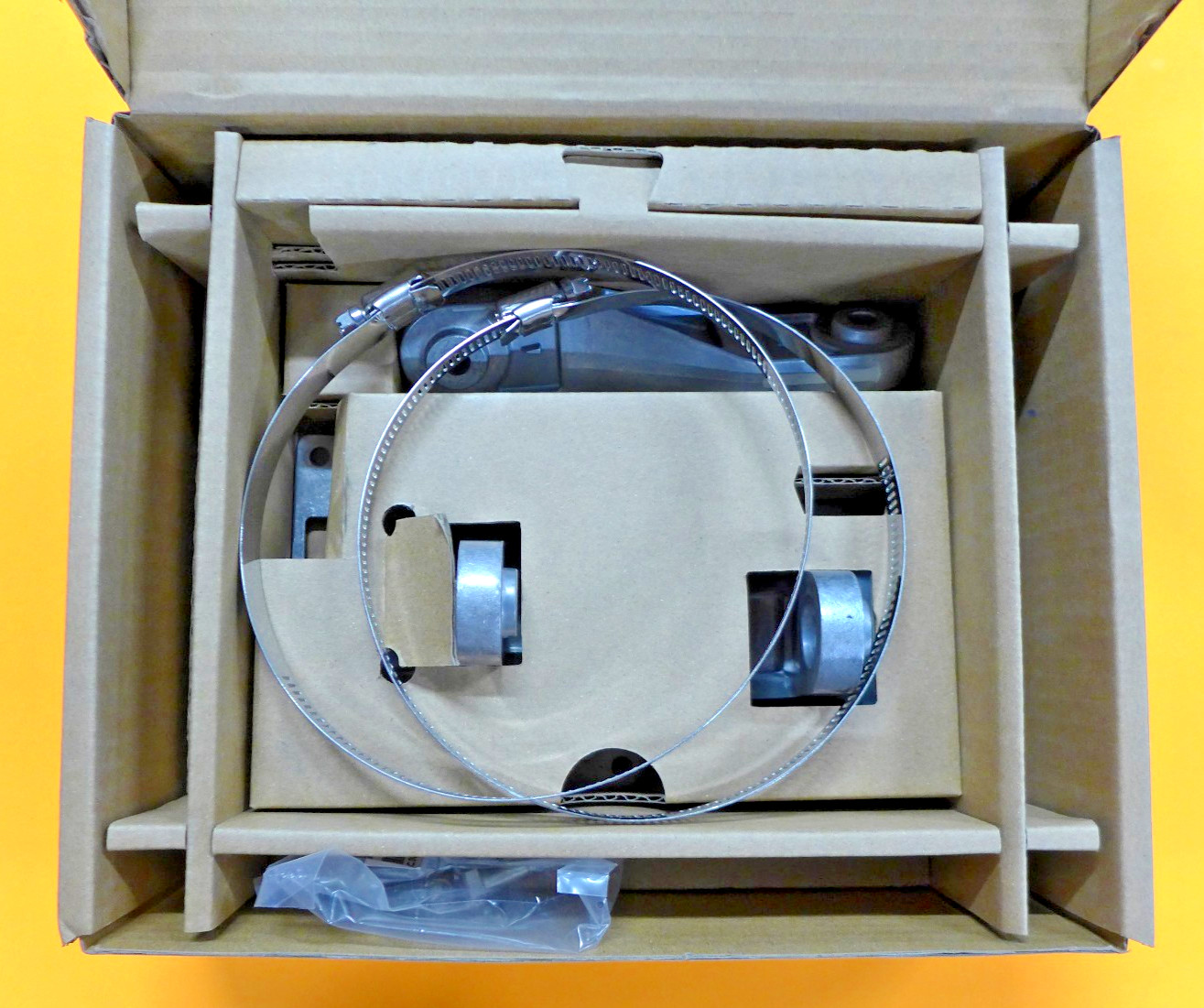 NEW Cisco Articulating Arm Kit For Wifi Box CW-MNT-ART2-00
