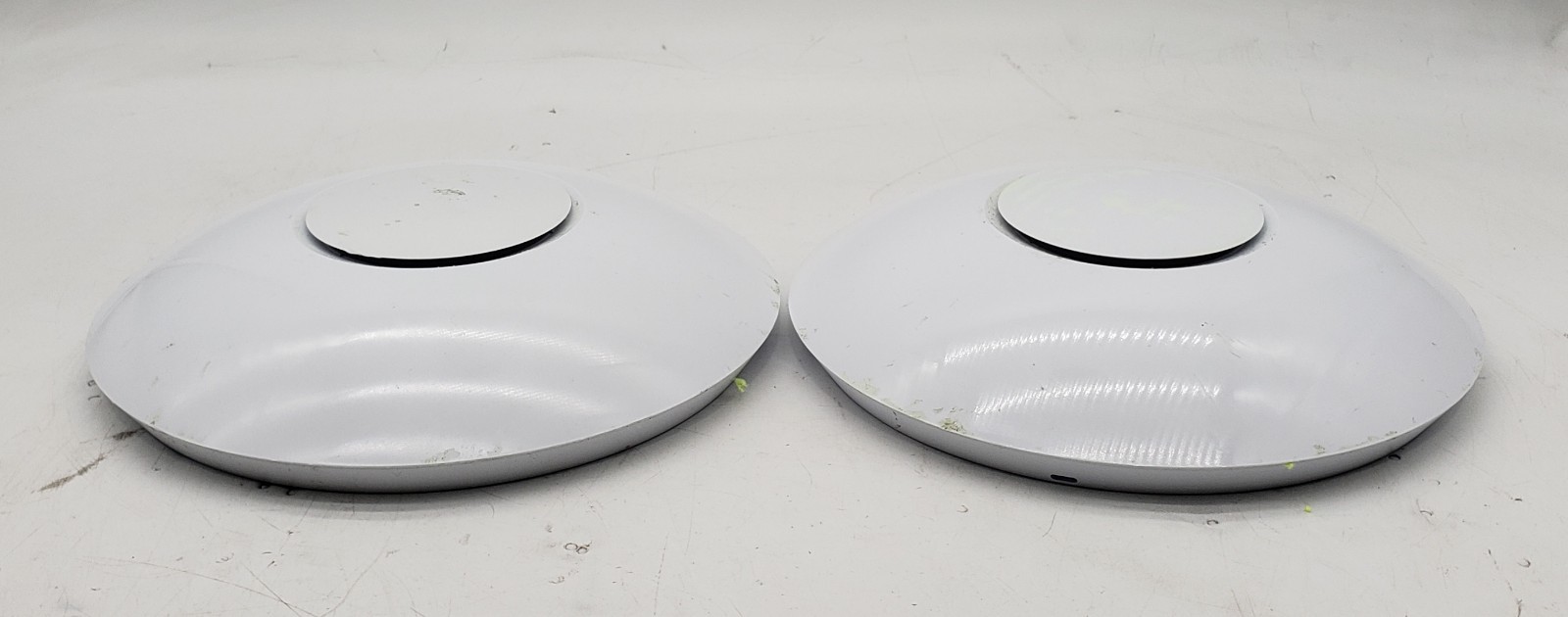 Lot Of (2) Ubiquiti AC HD Wireless Access Point 48V 0.5A GigE PoE (UAP AC HD)