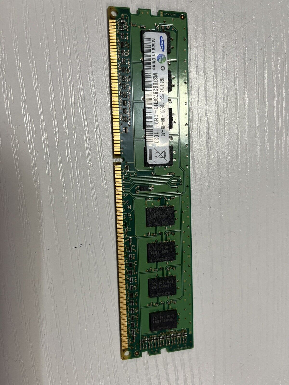 (LOT OF 9) Samsung Memory 1GB Desktop 1RX8 PC3-10600U DDR3 RAM M378B2873FH0-CH9