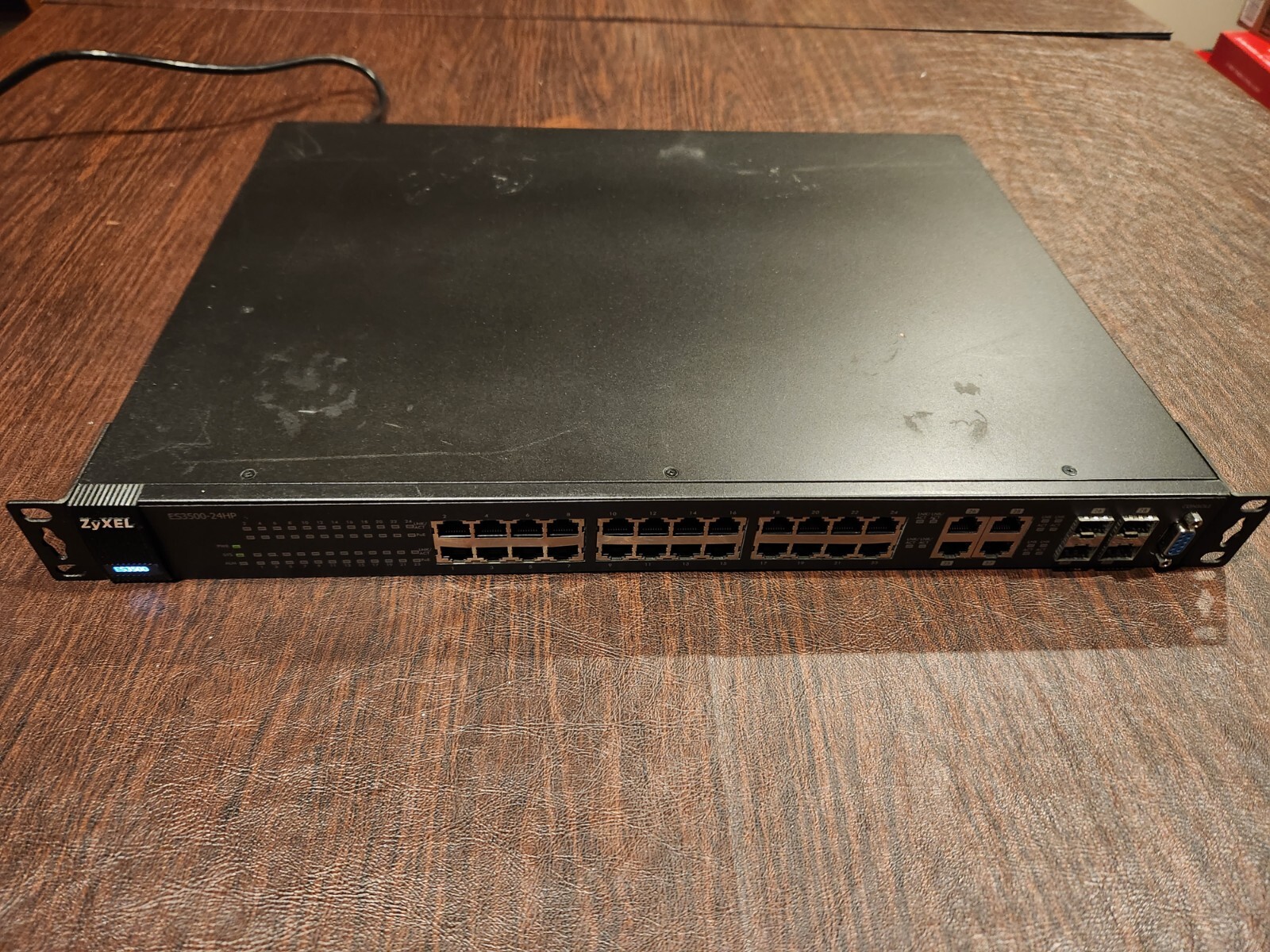 ZyXEL ES3500-24HP 24-Port Ethernet Switch