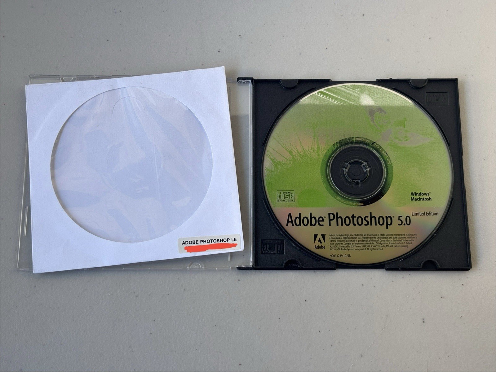 Adobe Photoshop 5.0 LE Limited Edition CD For PC & Mac w/ Code - Near Mint Disc