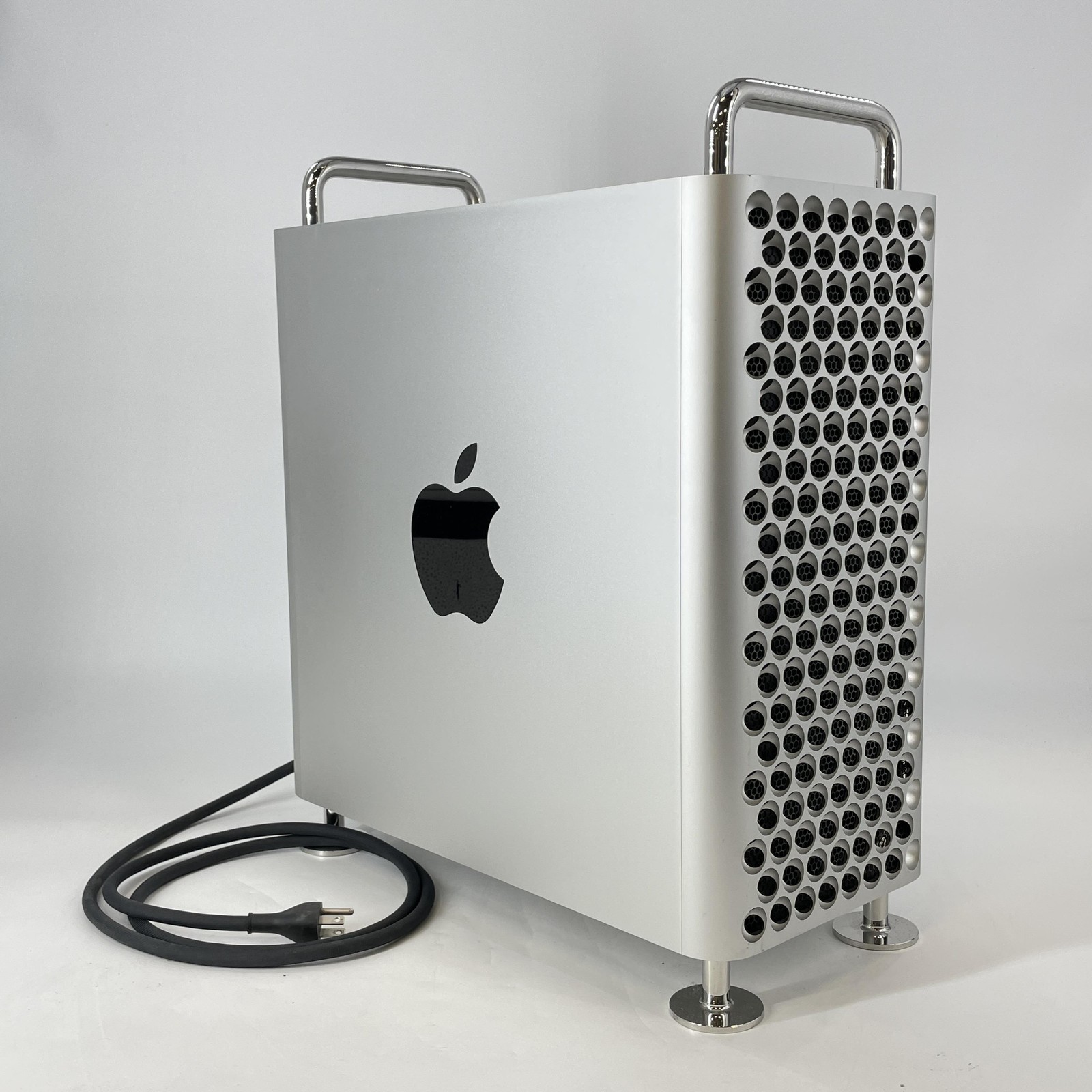 Mac Pro Silver 2019 3.2 GHz 16-Core Intel Xeon W Radeon Pro W6600X 96GB 2TB SSD