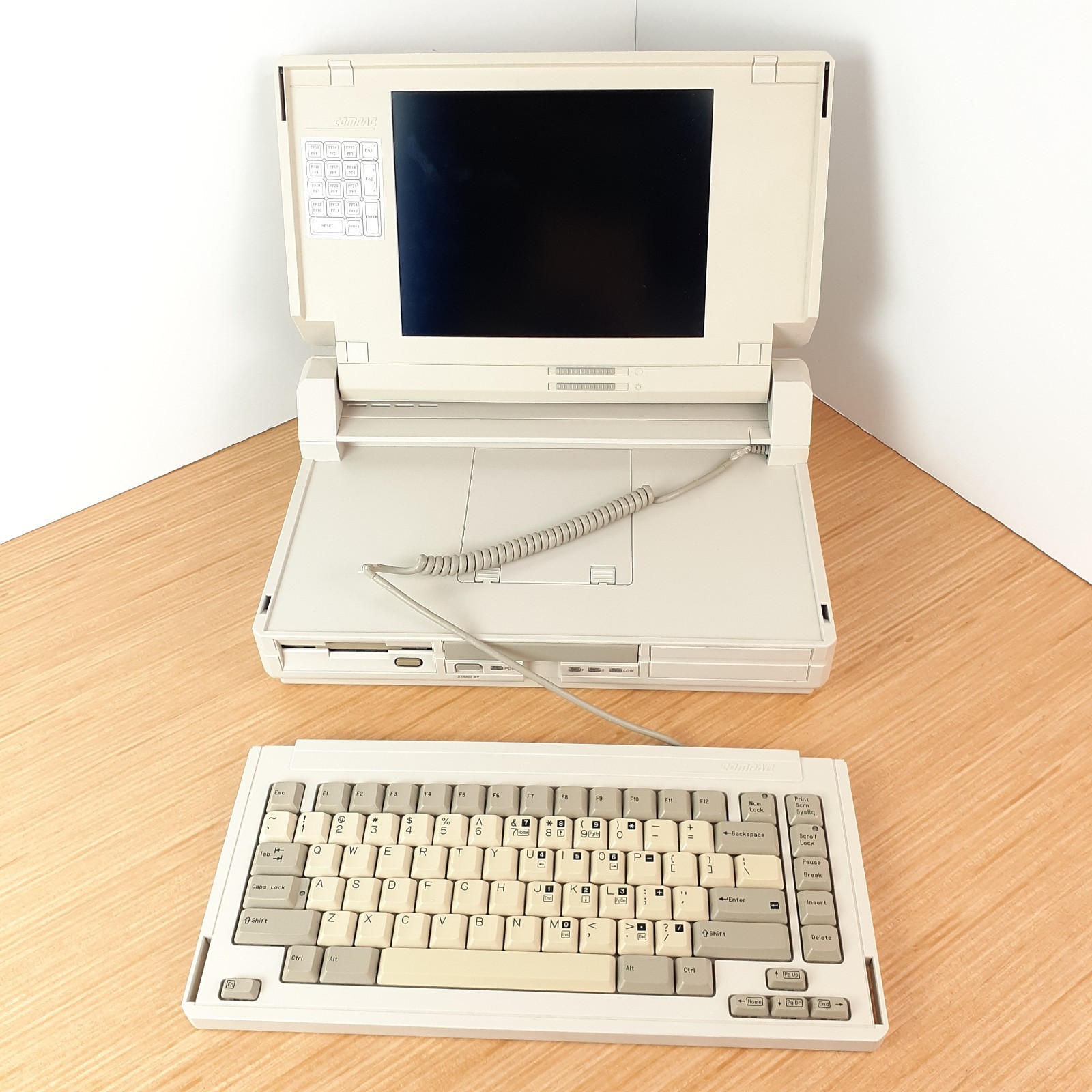 Vtg Compaq SLT 386s/20 Model 2680A Portable Computer UNTESTED Parts Or Repair