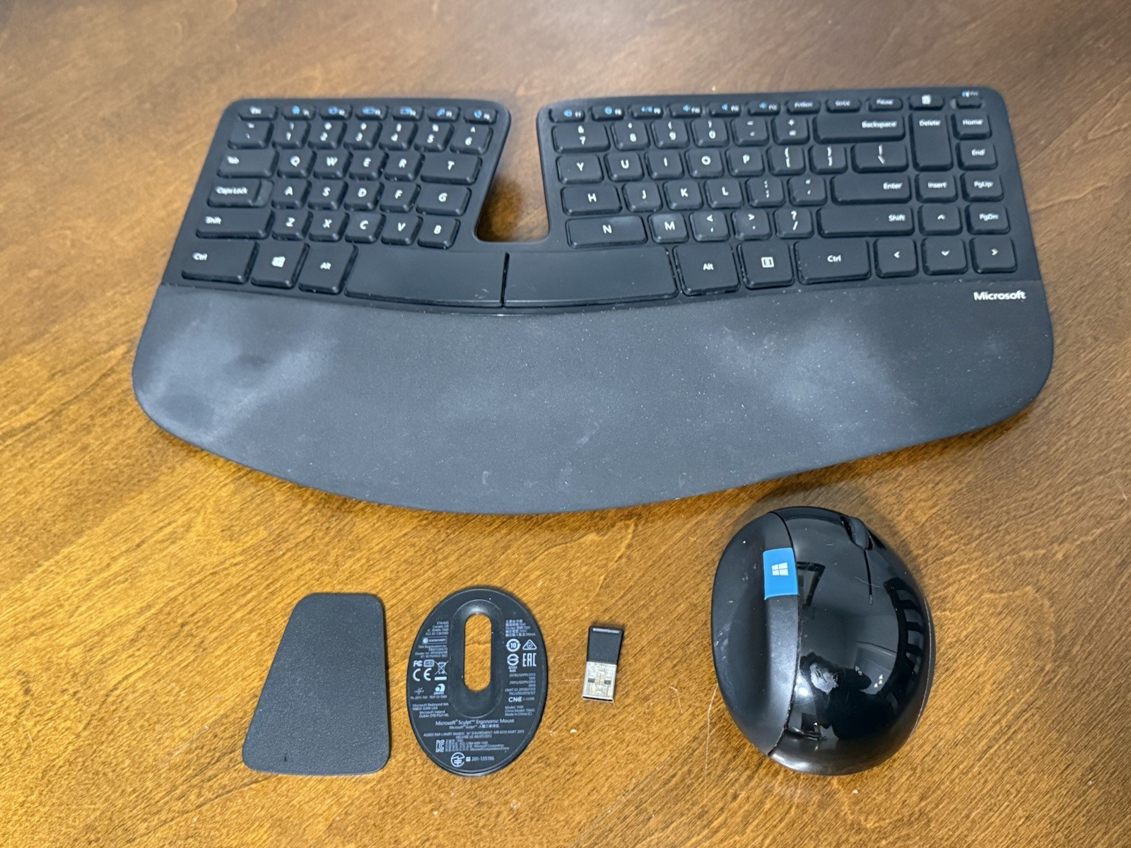Microsoft Sculpt Ergonomic Wireless Desktop Keyboard And Mouse WITH USB Dongle