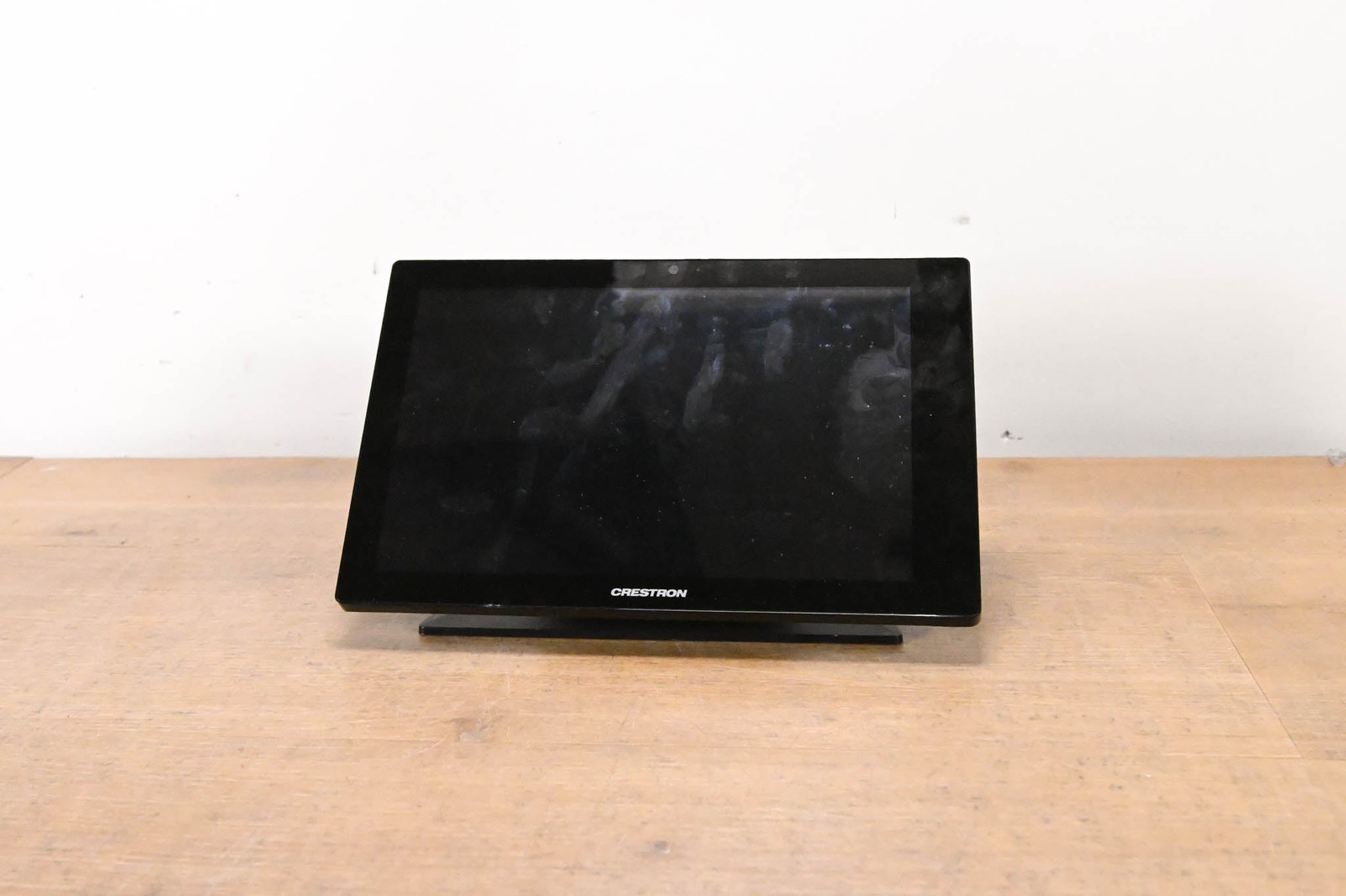 Crestron TSW-1060-B-S 10.1" Touch Screen, Black Smooth w/ Tabletop Kit CG015XJ