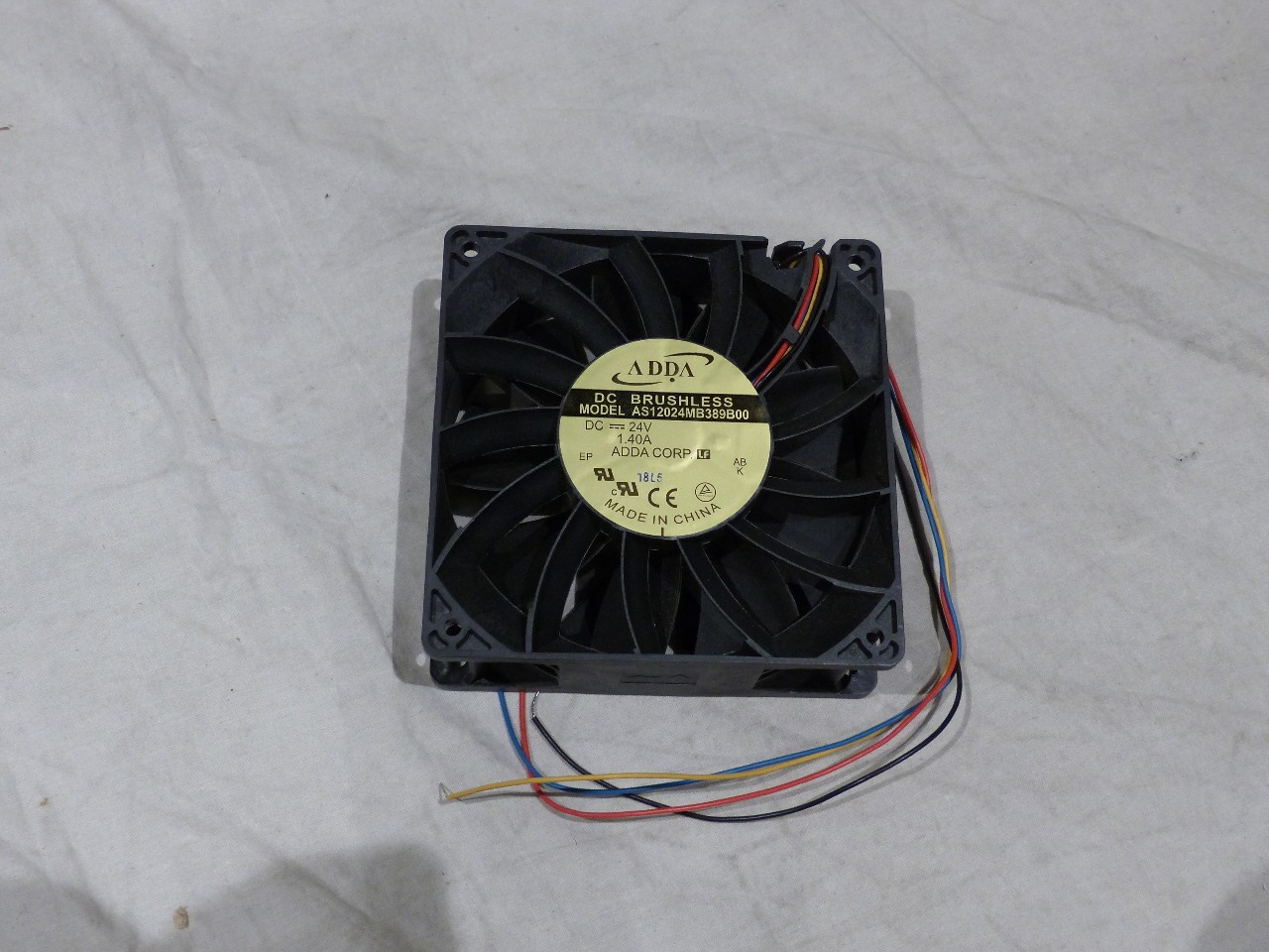 LOT OF 4 - ADDA COMPUTER FANS DC BRUSHLESS AS12024MG389B00