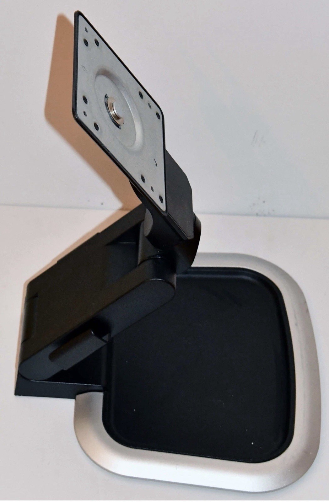 Universal Monitor Stand For HP ProDisplay P201 Monitor Fits Multiple Frame Sizes