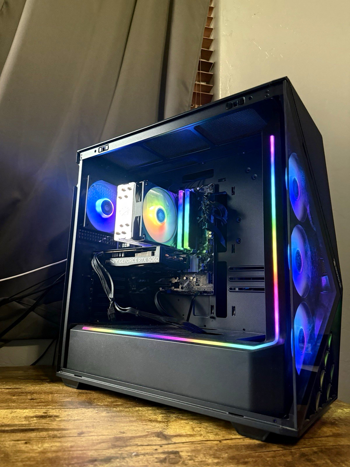 iBUYPOWER RGB Gaming Desktop Tower i7-14700F 32GB 1TB SSD RTX 5060 W11 Pro WiFi