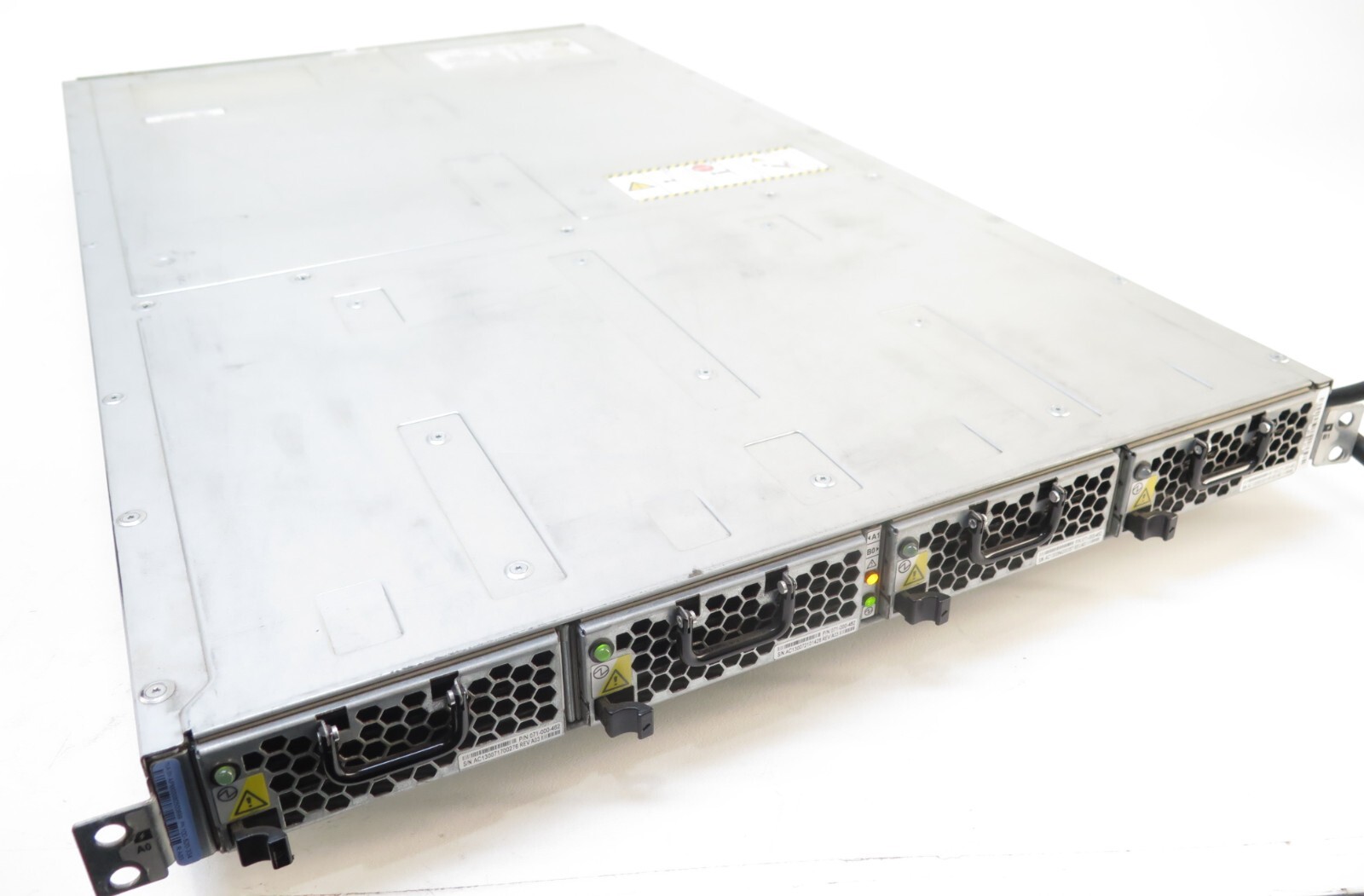 Dell EMC SPE-N 100-561-178  Storage Controller  w/ two 100-562-150
